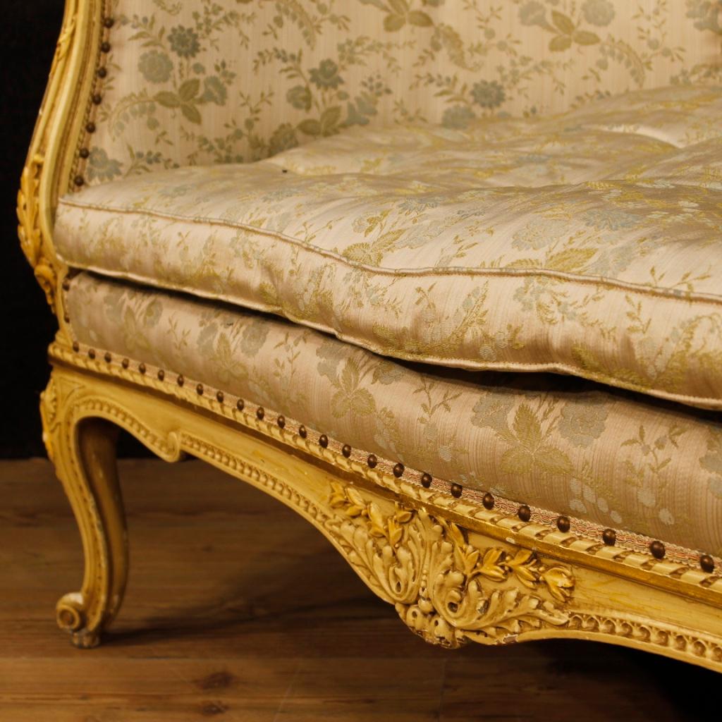 Italian Corbeille Sofa in Lacquered Wood with Floral Fabric from 20th Century 5