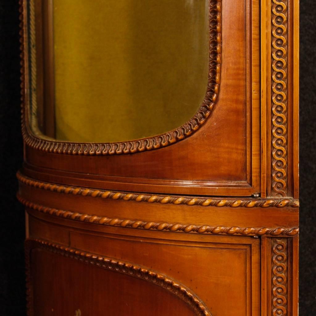 Italian Corner Cupboard in Wood with Floral Decorations in Louis XVI Style 5