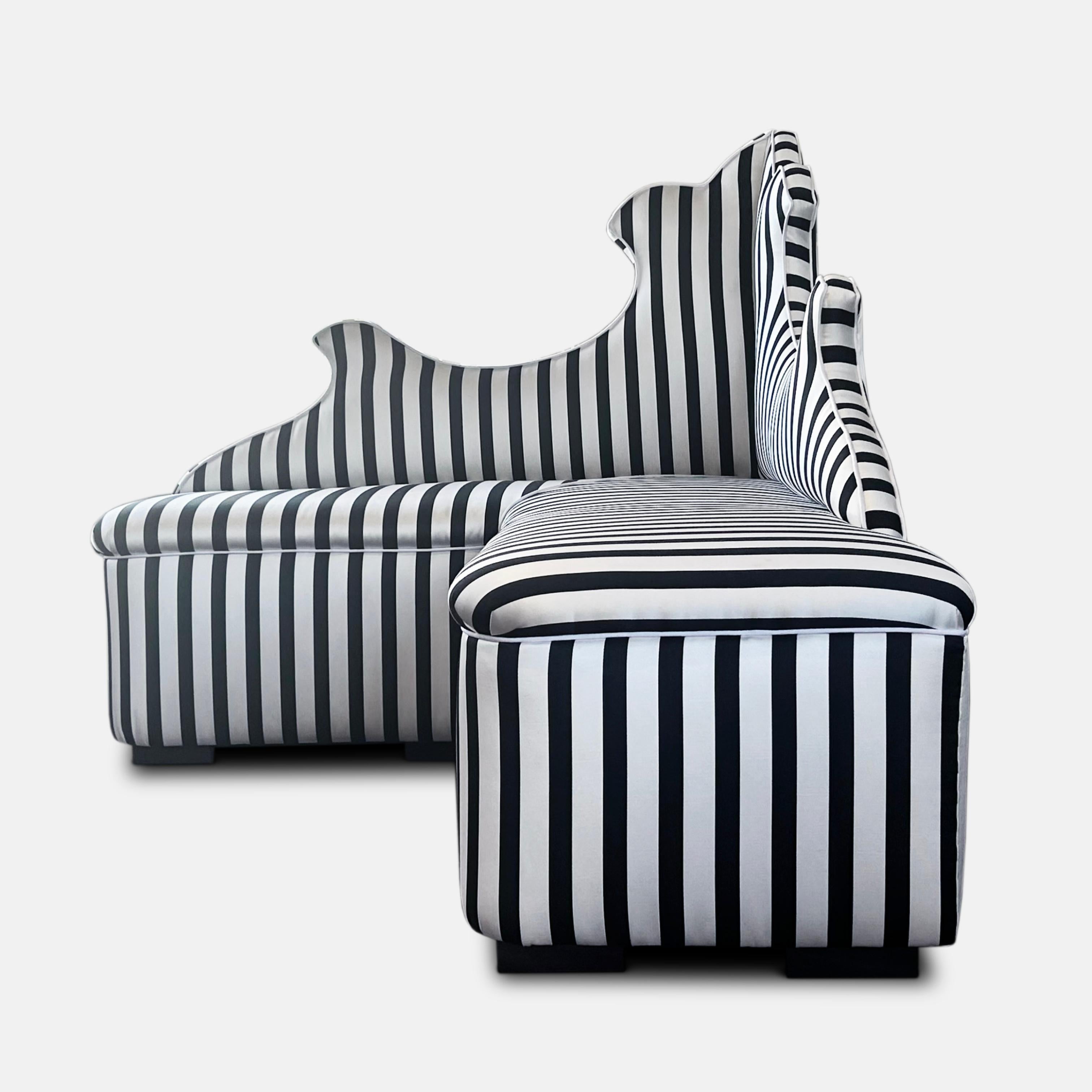 Italian Corner Sofa attributed to Gio Ponti For Sale 2