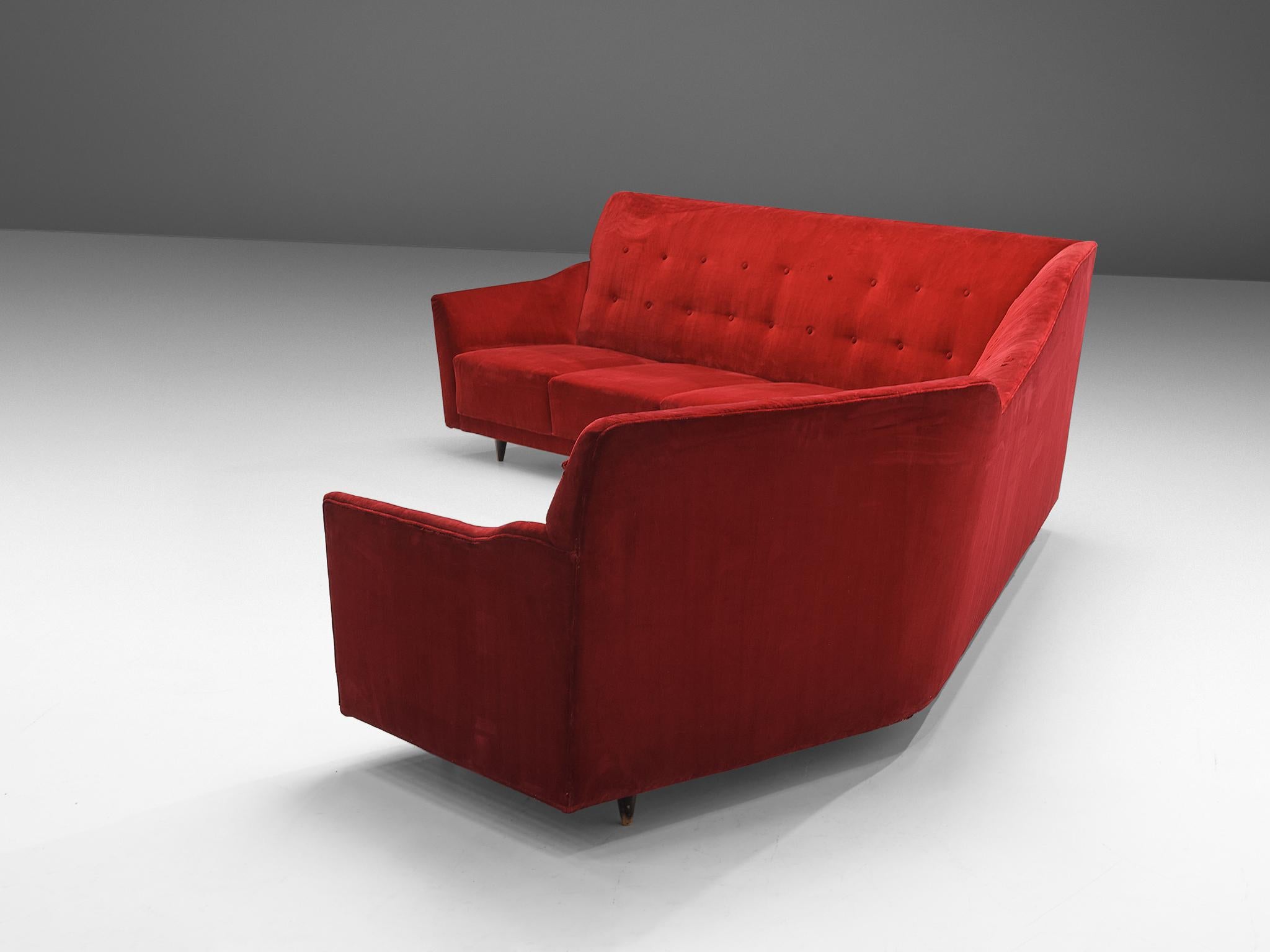 Italian Corner Sofa in Bright Red Velvet  For Sale 3