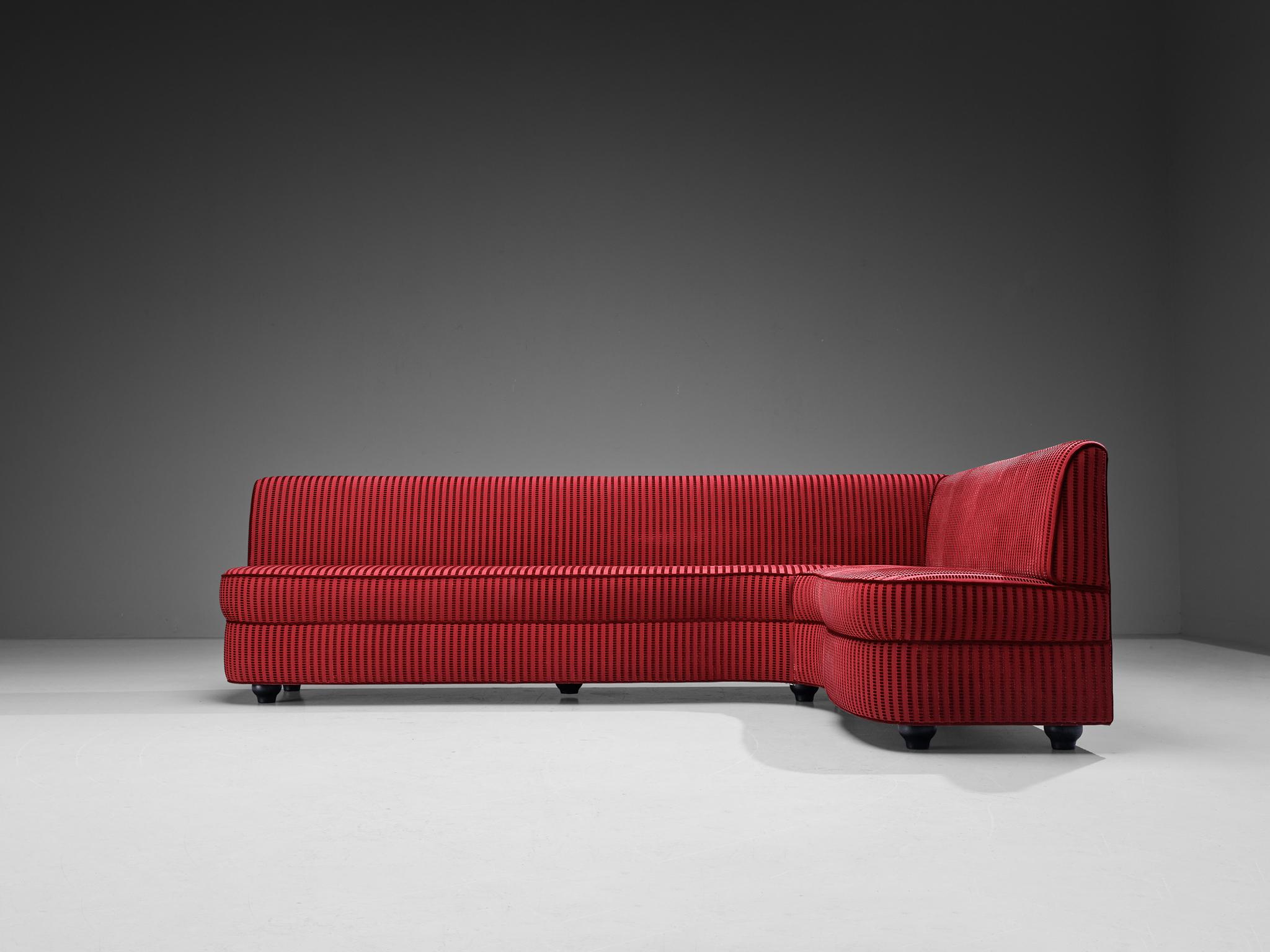 Mid-20th Century Italian Corner Sofa in Red Upholstery For Sale