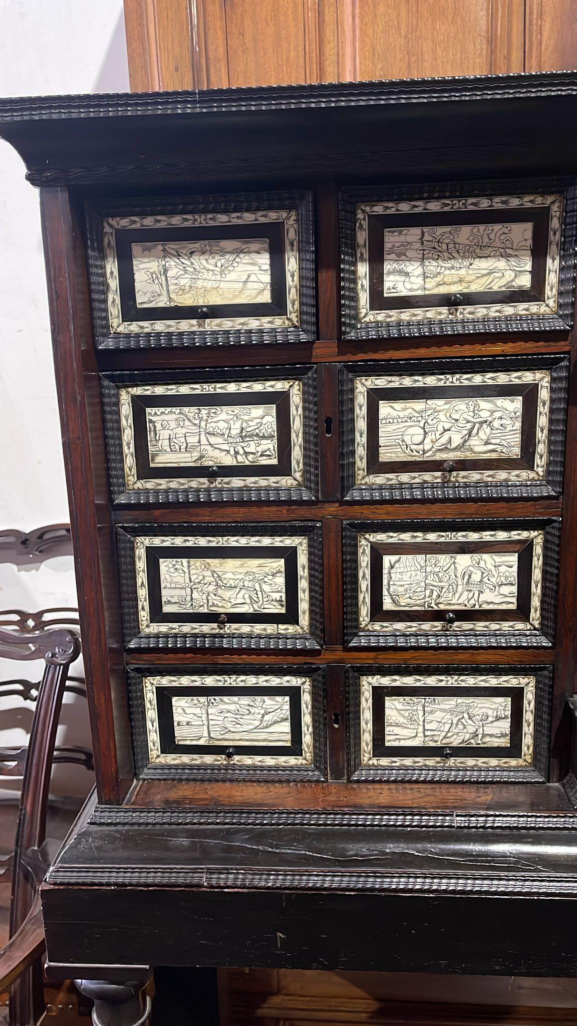 ITALIAN COUNTER/CABINET WITH TREMPE 19th Century For Sale 3