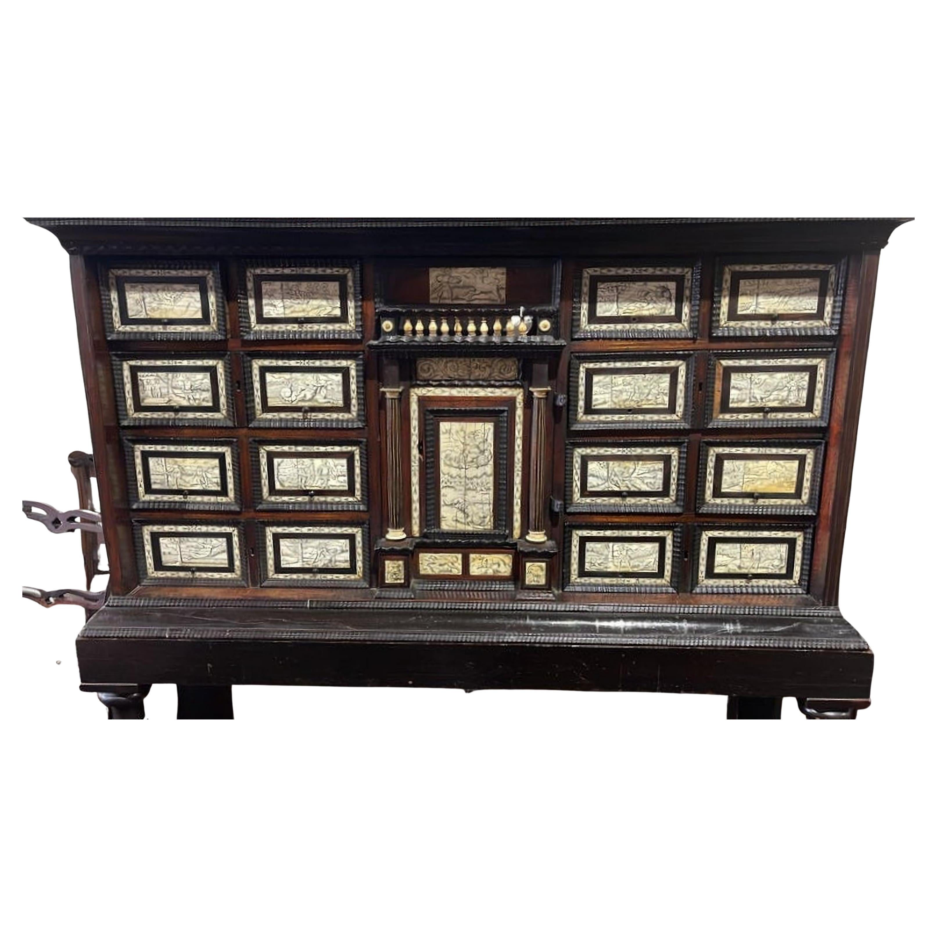 ITALIAN COUNTER/CABINET WITH TREMPE 19th Century
