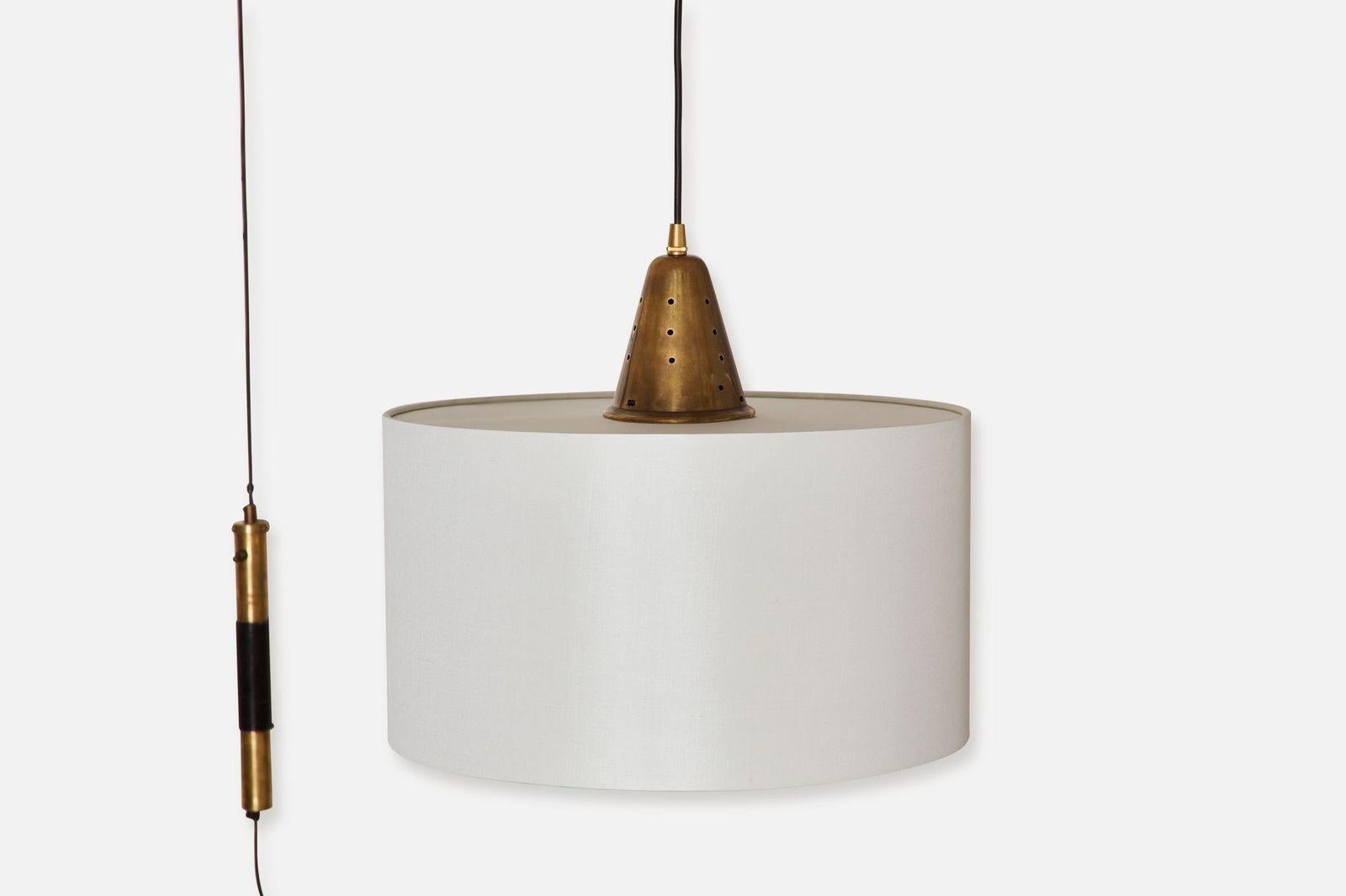 Laiton Applique à contrepoids italienne en vente