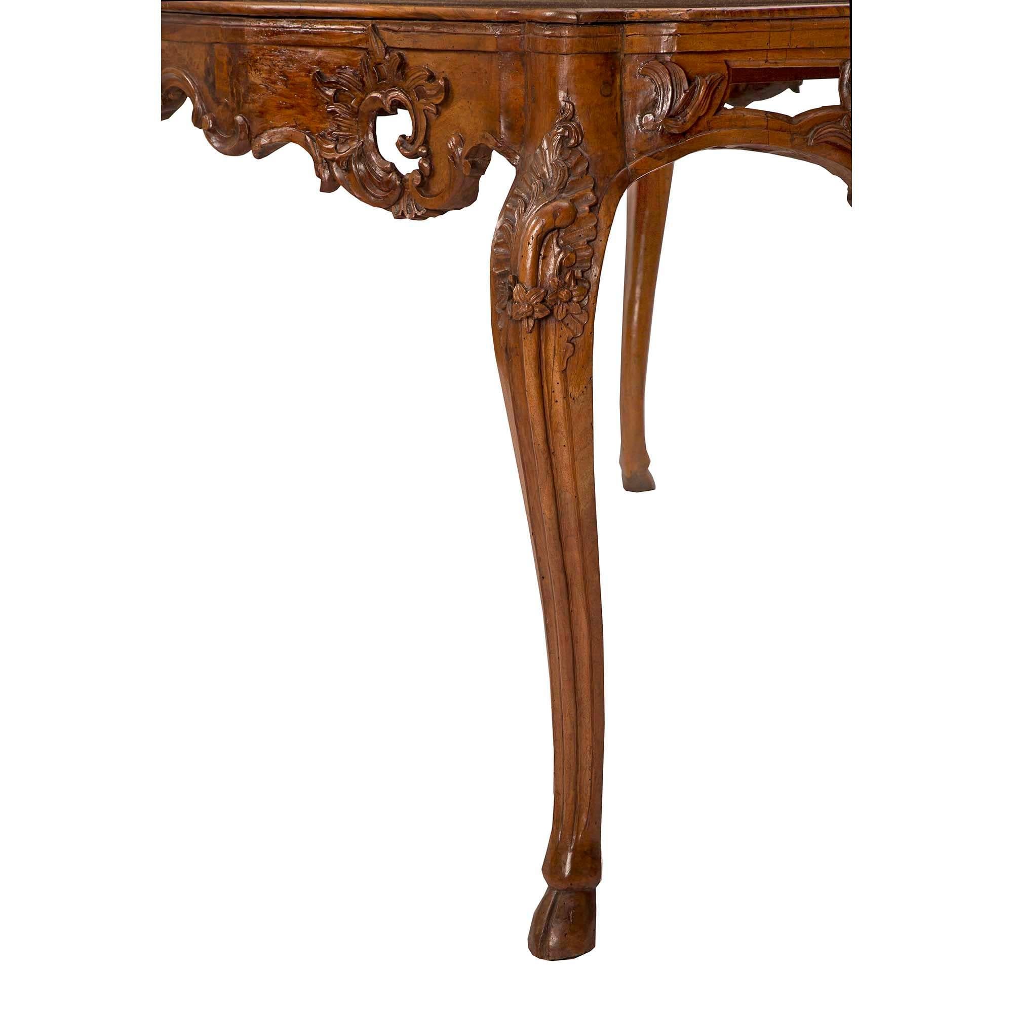 18th Century and Earlier Italian Country 18th Century Louis XV Period Walnut Dining Table For Sale