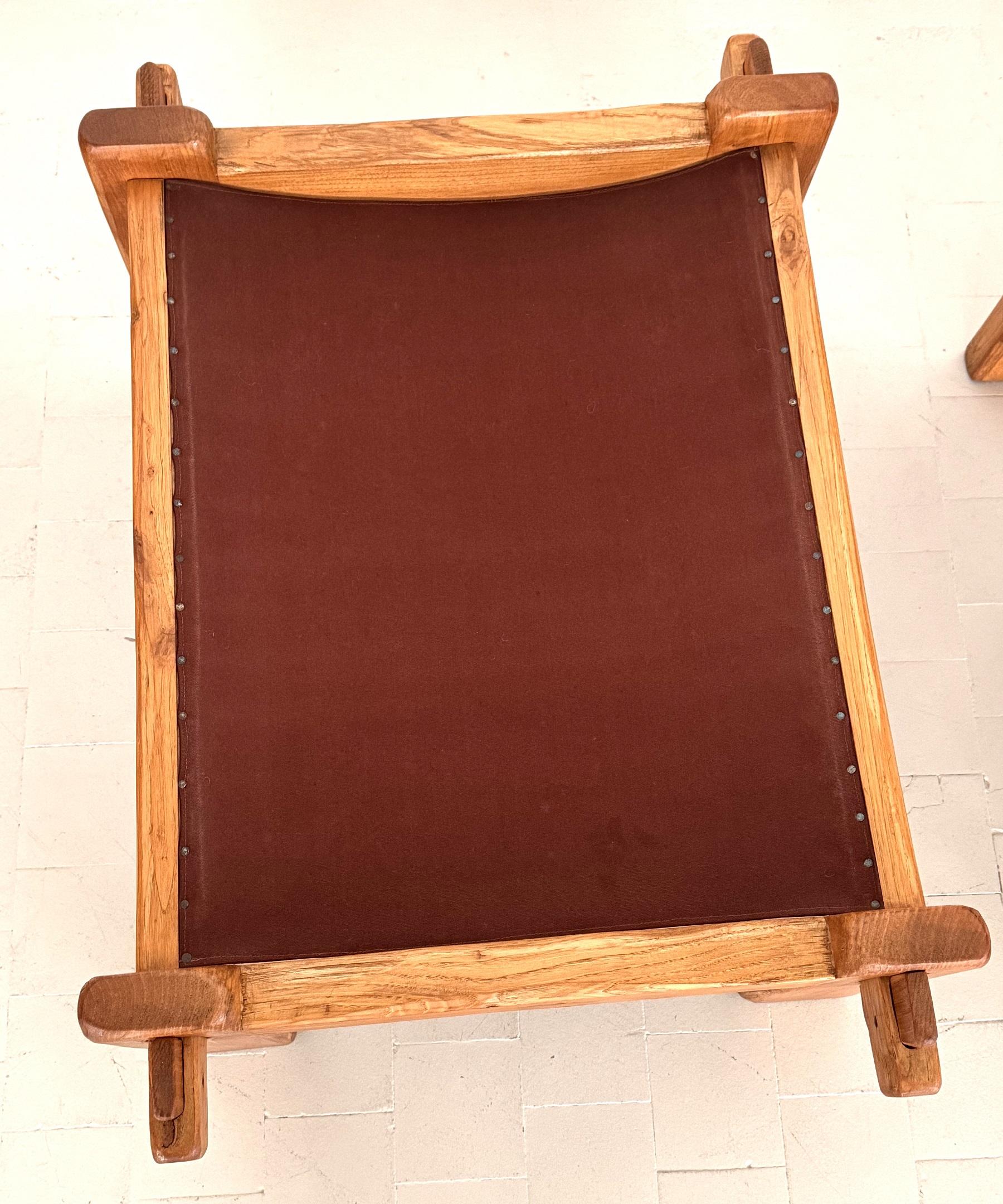 Set da salotto country italiano in quercia massiccia con nuova tappezzeria bouclé, anni '70 in vendita 6