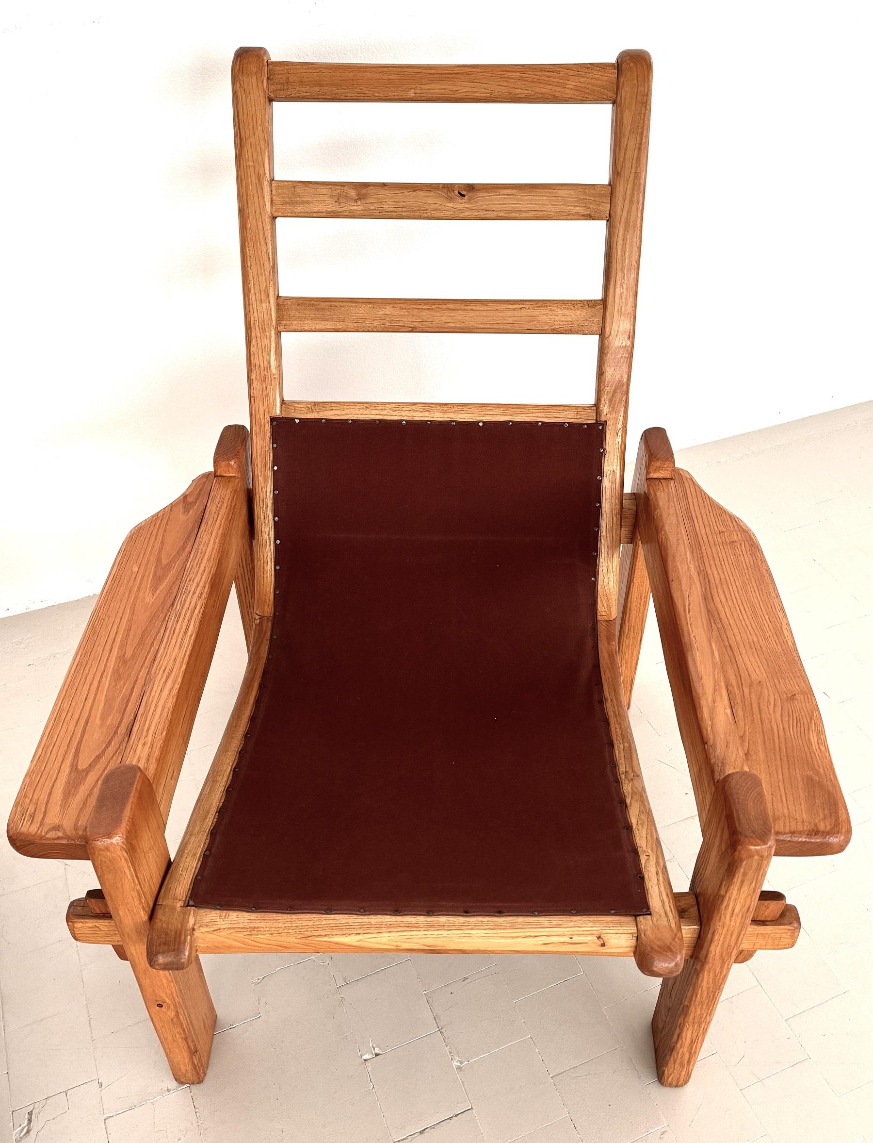 Set da salotto country italiano in quercia massiccia con nuova tappezzeria bouclé, anni '70 in vendita 7
