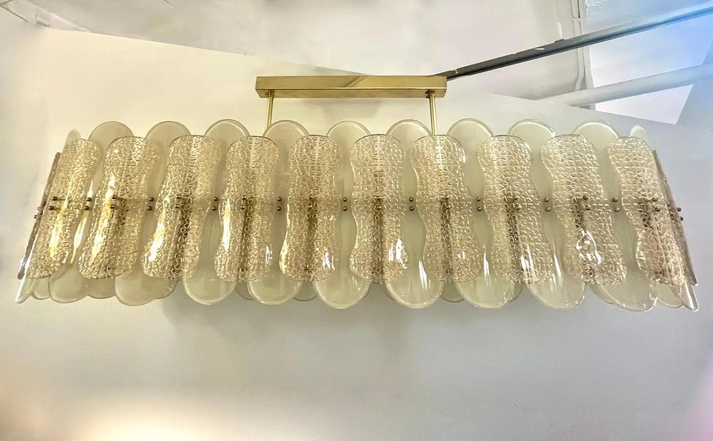 Italian Cream Ivory Crystal Gold Texture Murano Glass Oval Brass Chandelier For Sale 5