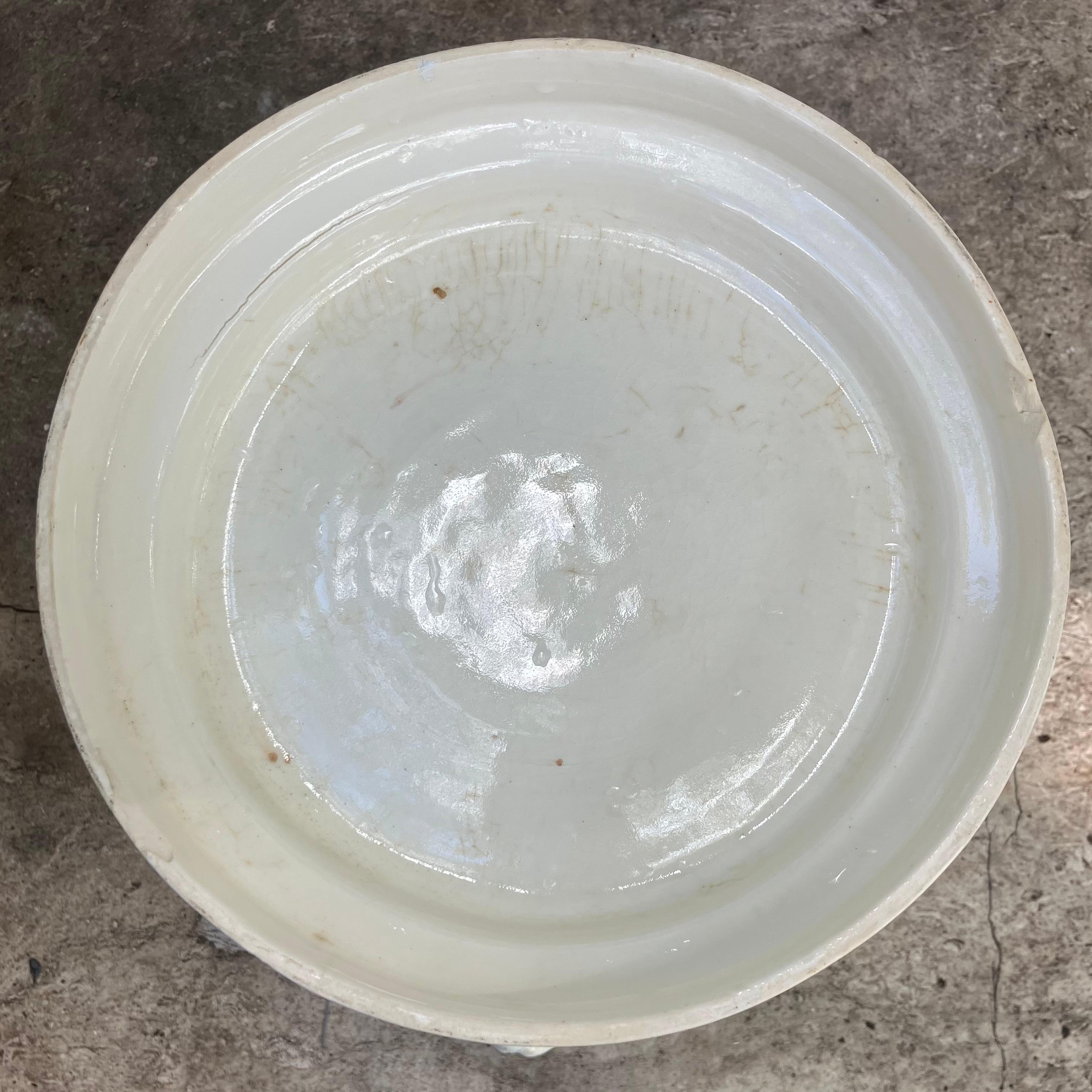 Italian Creamware Lion Mask Cachepot For Sale 3