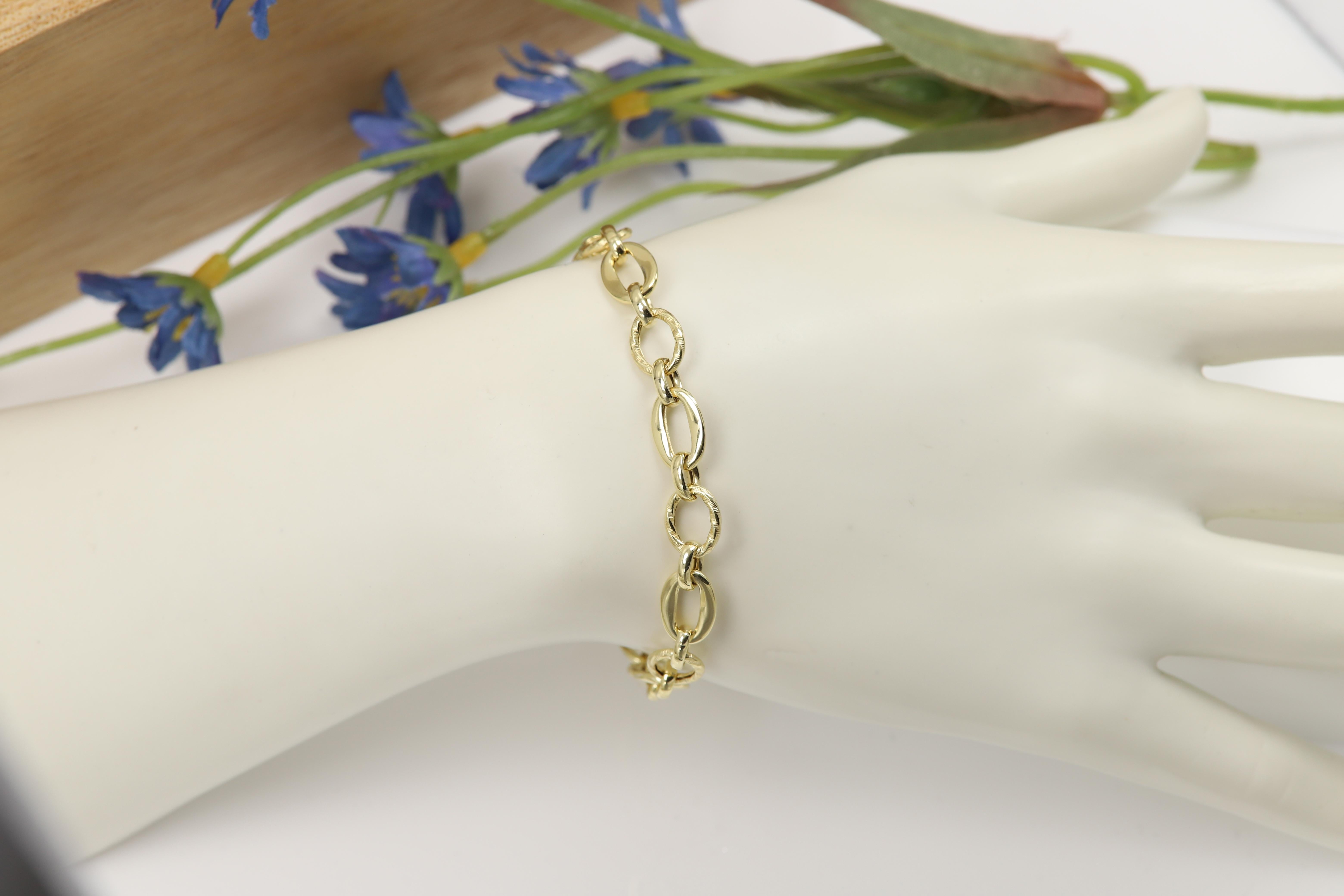 Italian Creative Link Chain set Necklace and Bracelet 14 Karat Yellow Gold Links For Sale 8