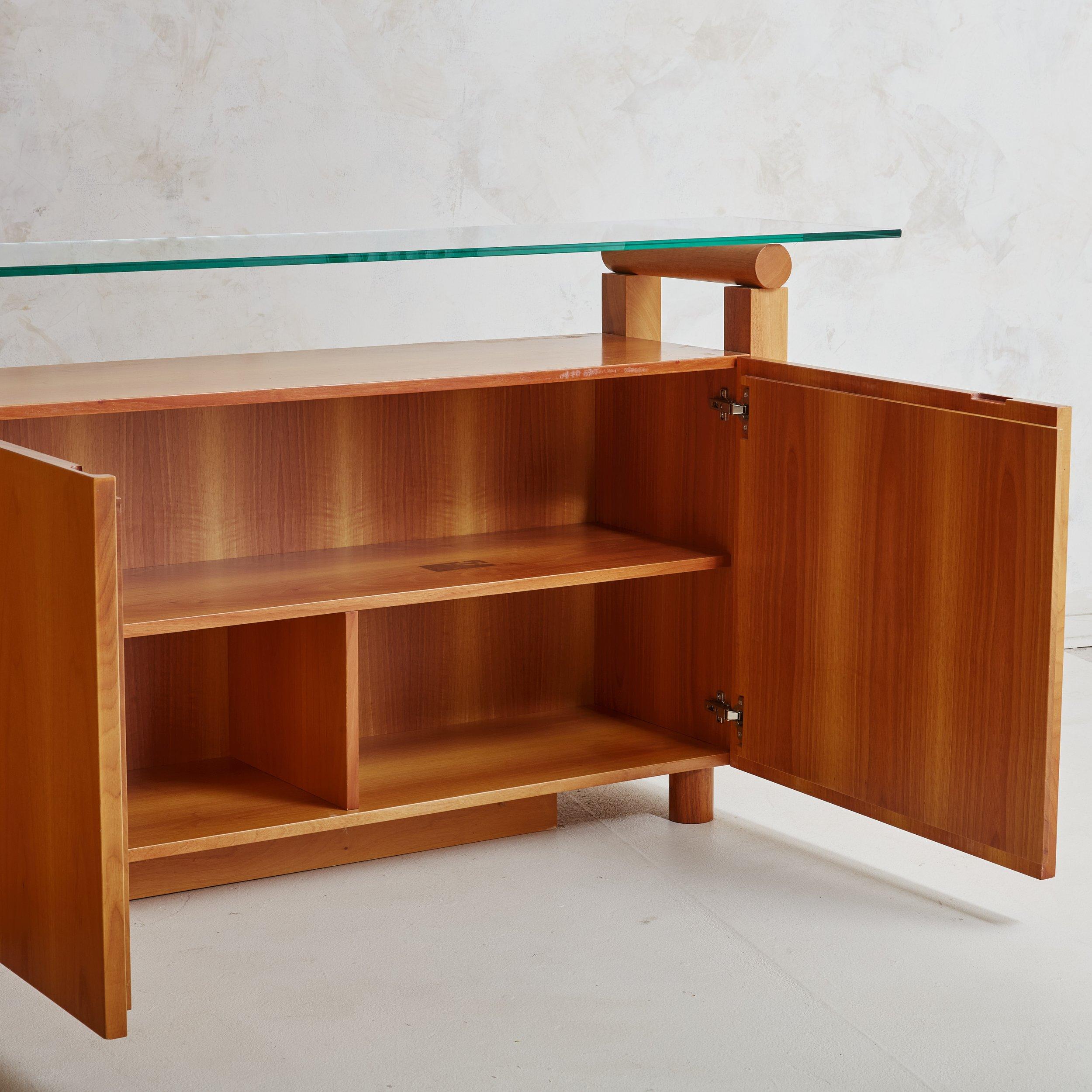 Italian Credenza with Glass Shelf, 1980s For Sale 2