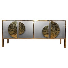 Credenza italiana con cristal de Murano gris, tiradores de latón y estructura de abedul