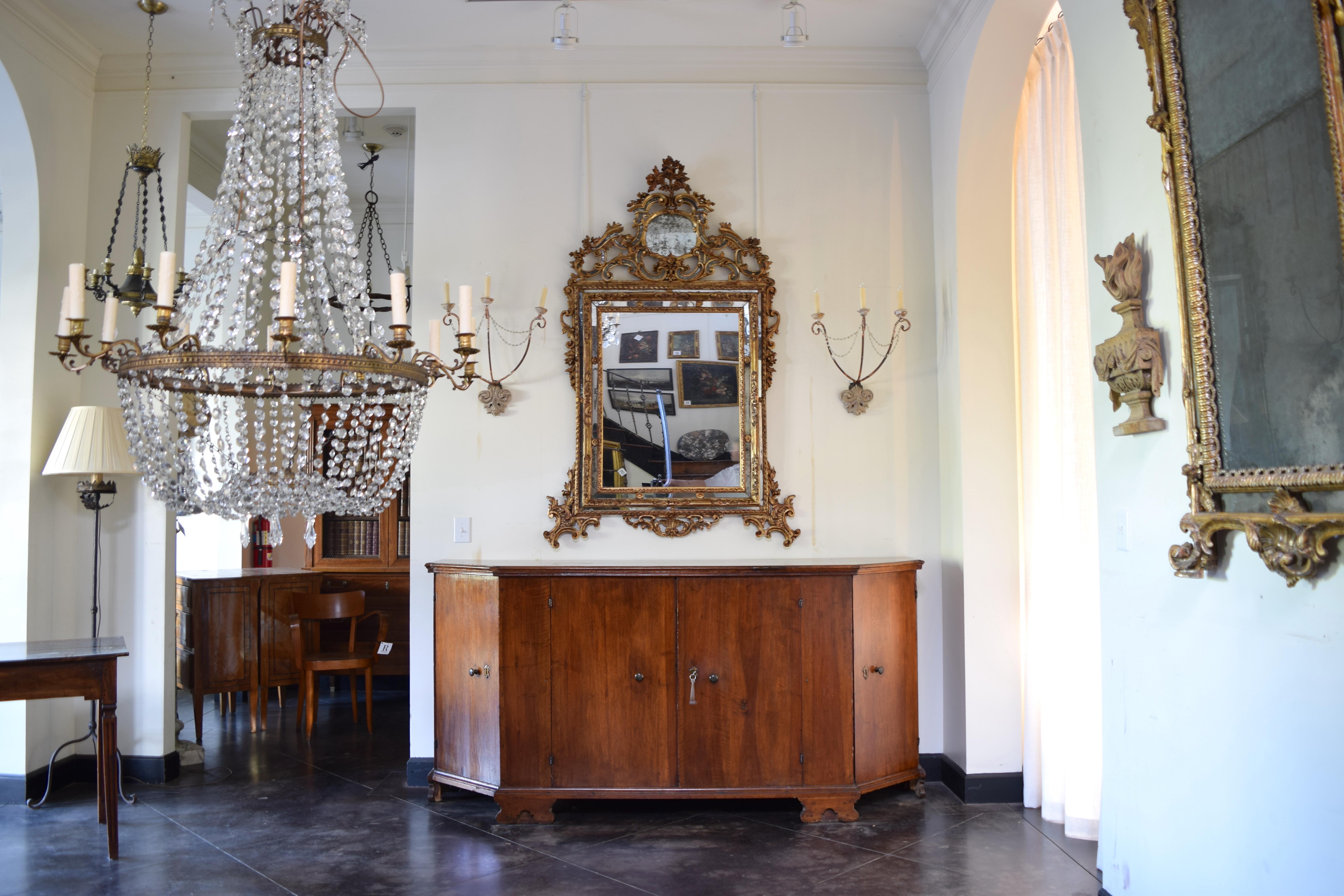 Neoclassical Italian, Cremona, Light Walnut Scantonata Credenza, 2nd half 18th century For Sale
