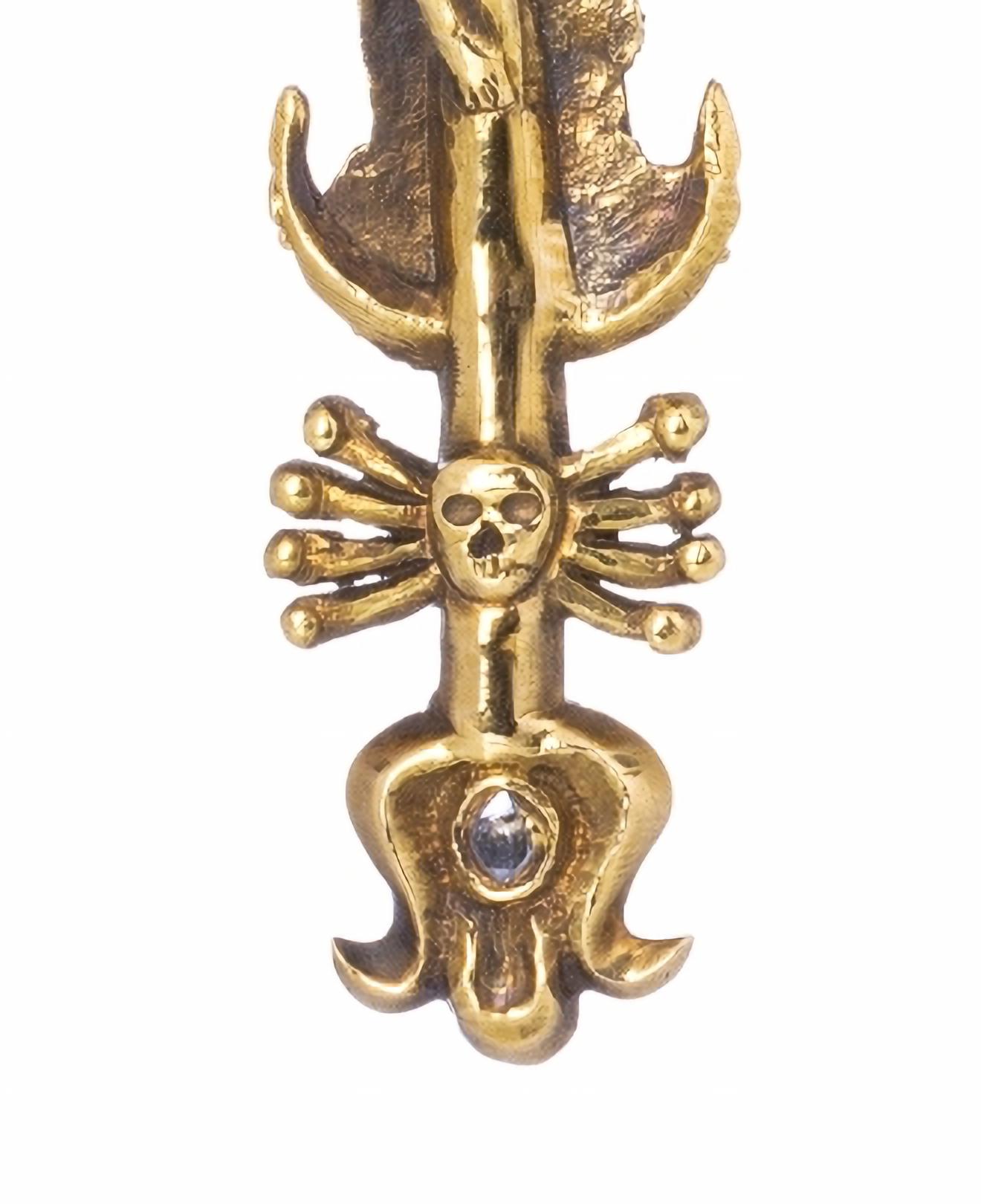 Colgante de cruz italiana en oro y diamantes Siglo XVII Renacimiento