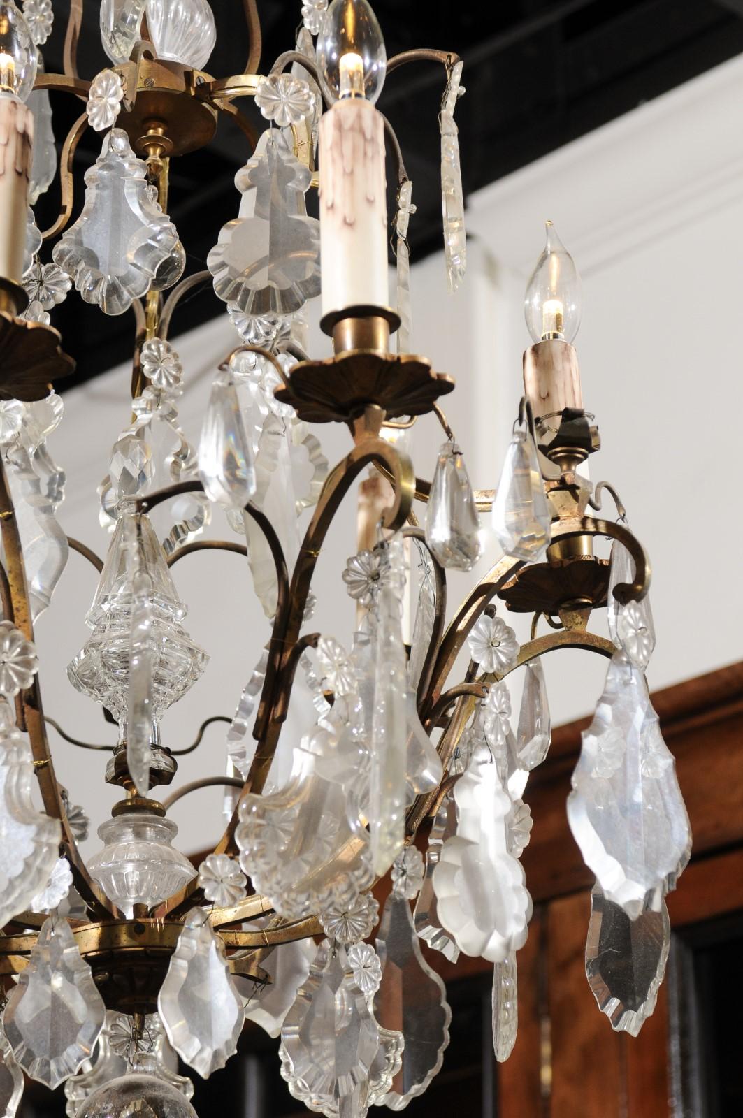 Italian Crystal and Bronze Six-Light Chandelier with Obelisk and Pendeloques For Sale 4