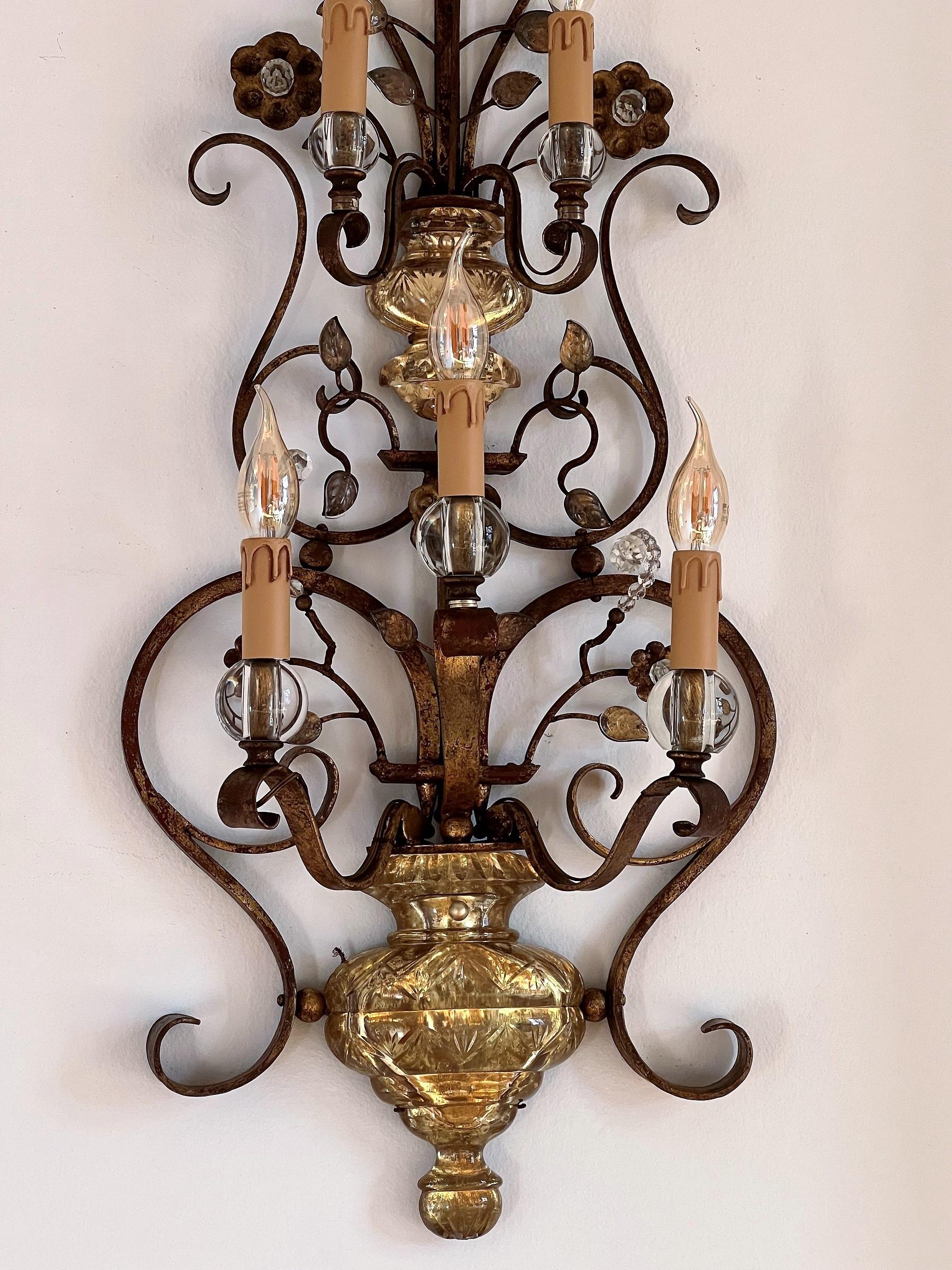 Italian Midcentury Large Wall Sconces in Glass and Gilt Iron by Banci Firenze For Sale 13