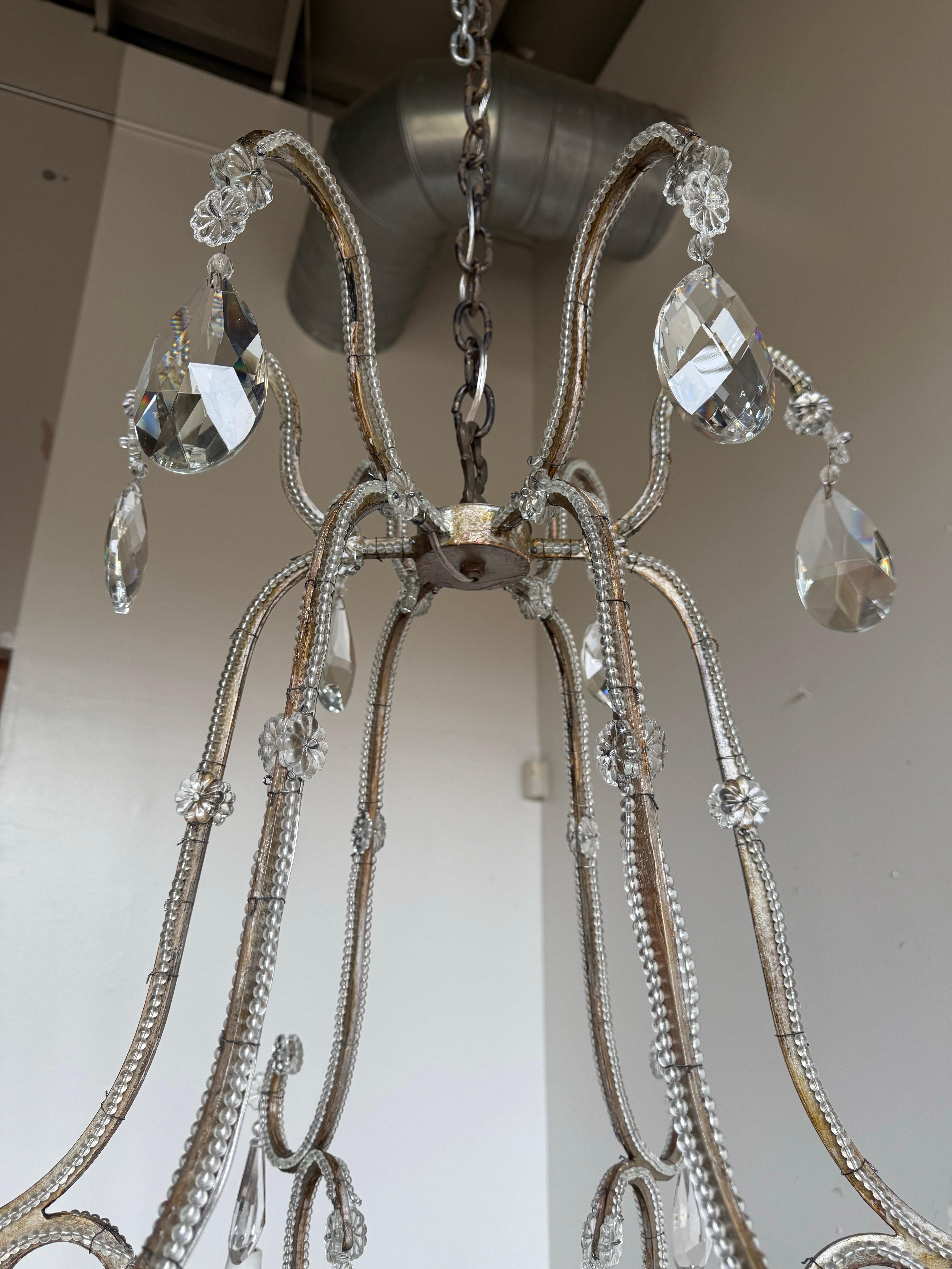 Lampadario di cristallo italiano con perline, metà del XX secolo in vendita 5