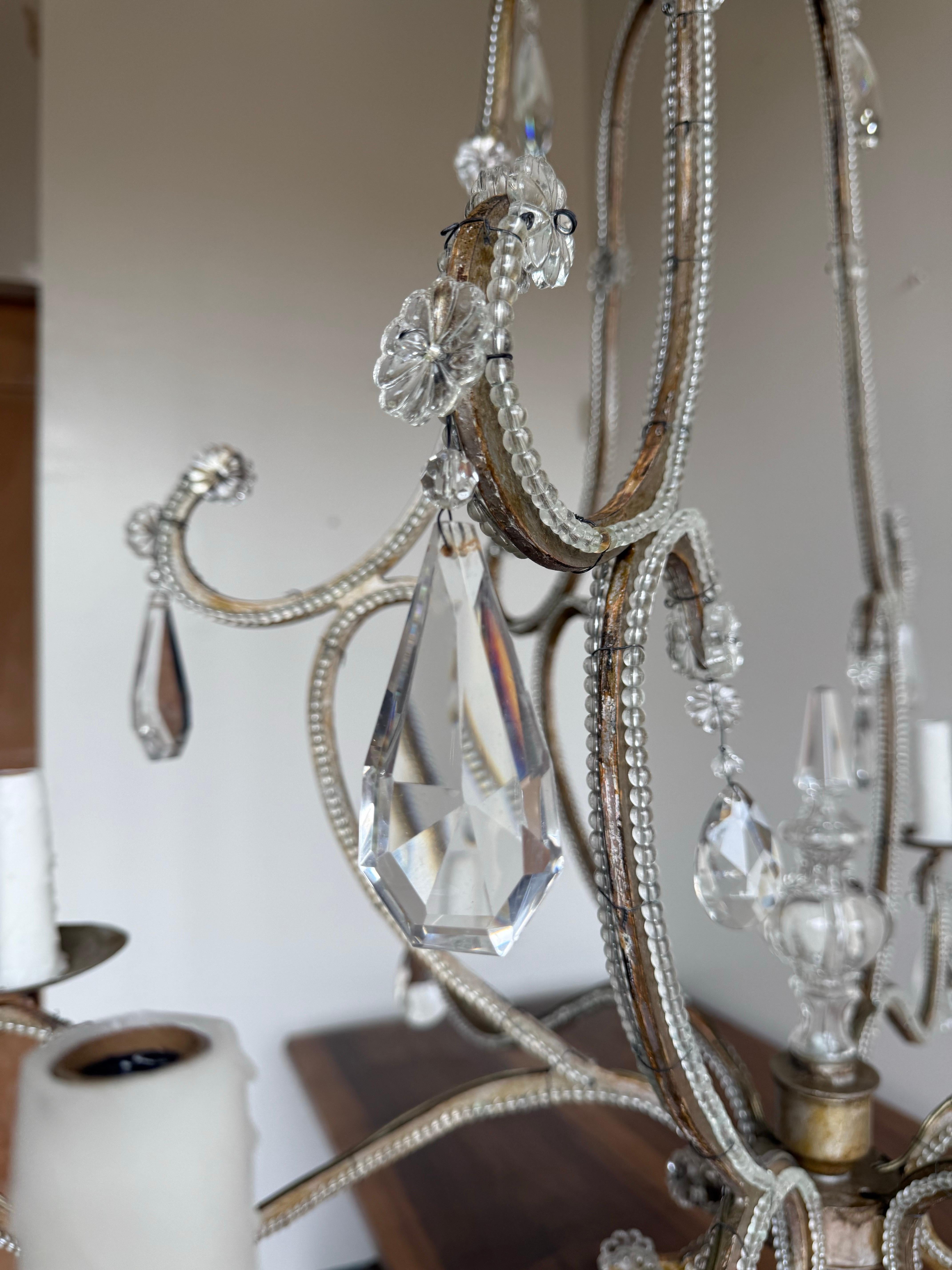 Lampadario di cristallo italiano con perline, metà del XX secolo in vendita 3
