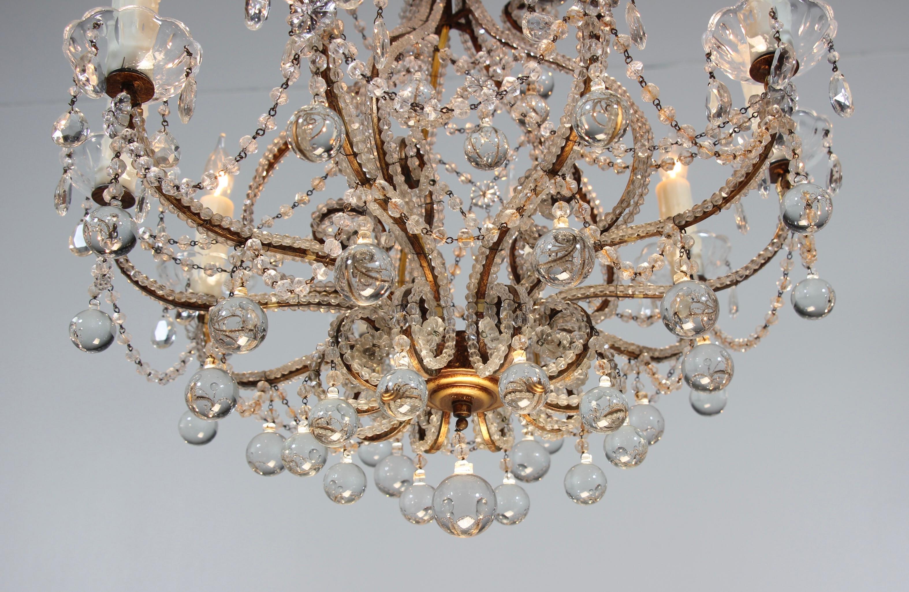 Mid-20th Century Italian Crystal Beaded Chandelier with Ball Drops