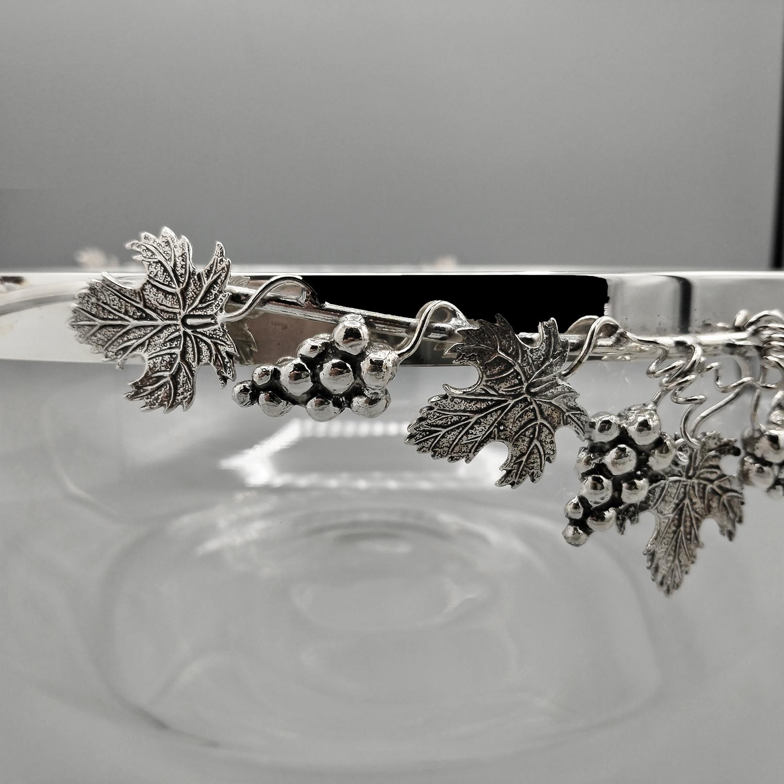 Italienische Kristallschale mit Rand und Dekoration Trauben in 800 Silber (Zeitgenössisch) im Angebot