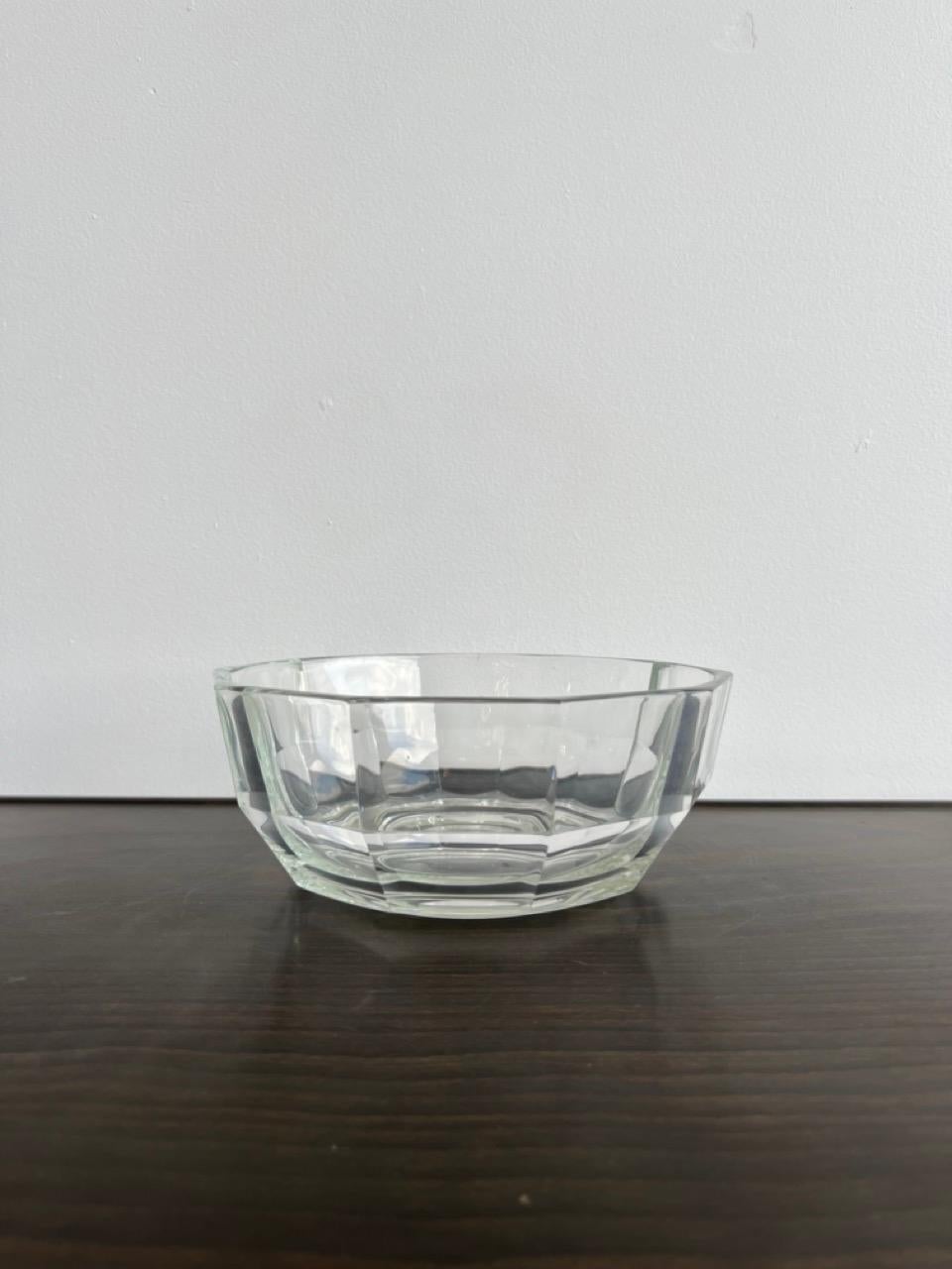 Mid-Century Modern Italian Crystal Glass Centrepiece Bowl For Sale