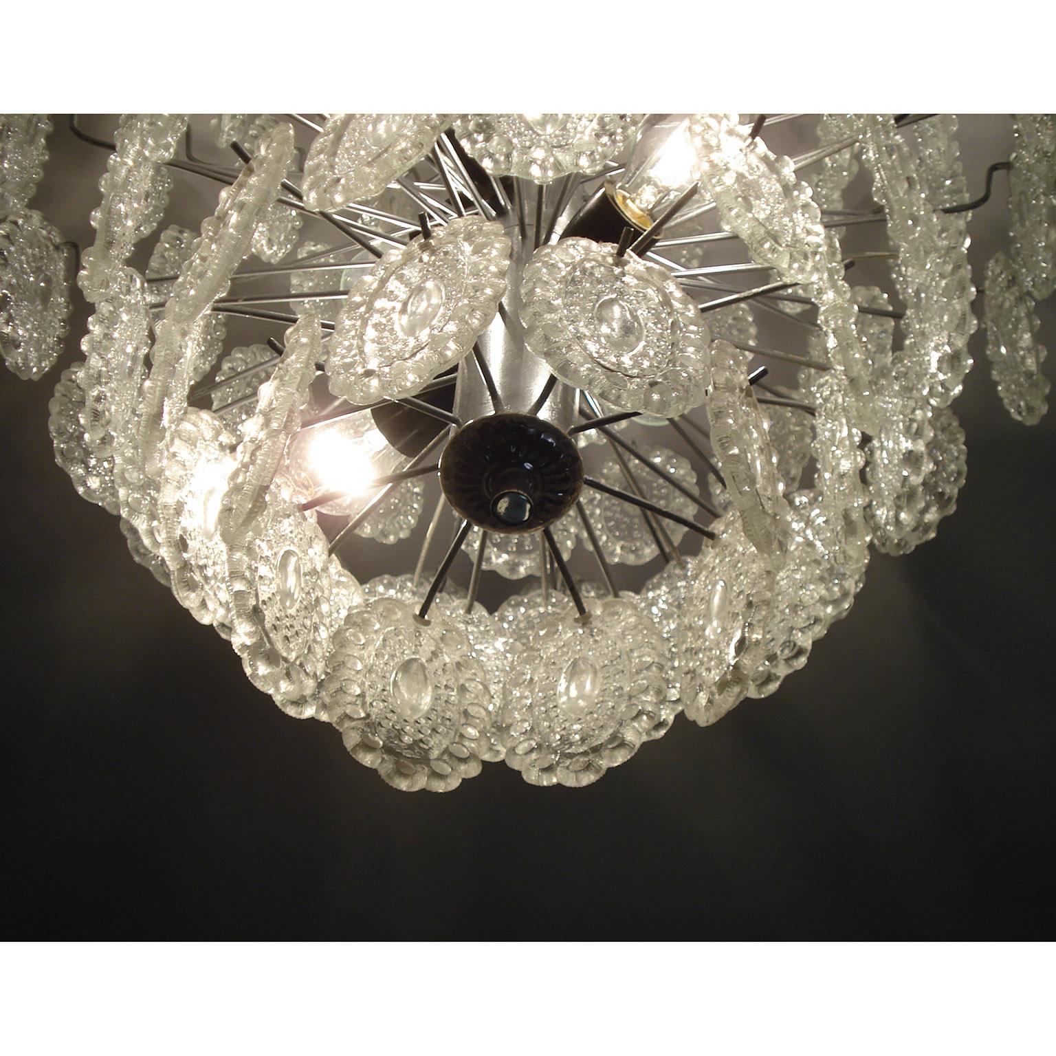 Italian Crystal Glass Chandelier in the Style of Mazzega, 1 of 2 For Sale 2