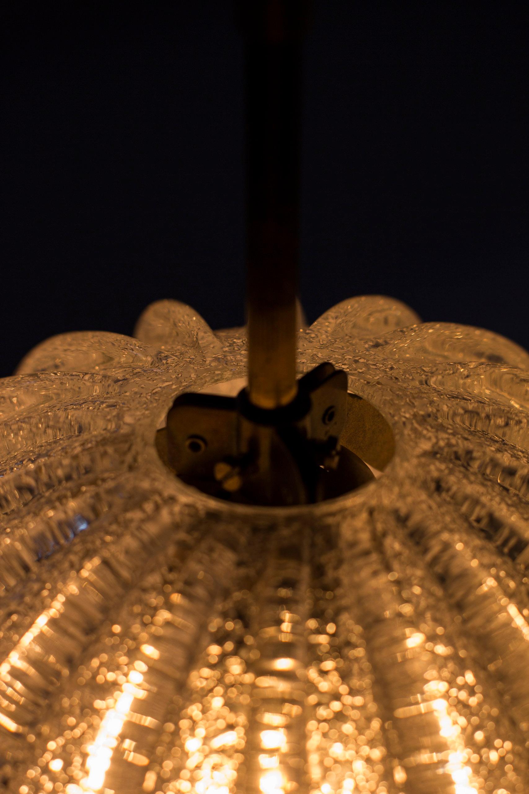 Italian Crystal Glass Pendant Lamp by Barovier & Toso, 1950s, No.1 In Good Condition In Hägersten, SE