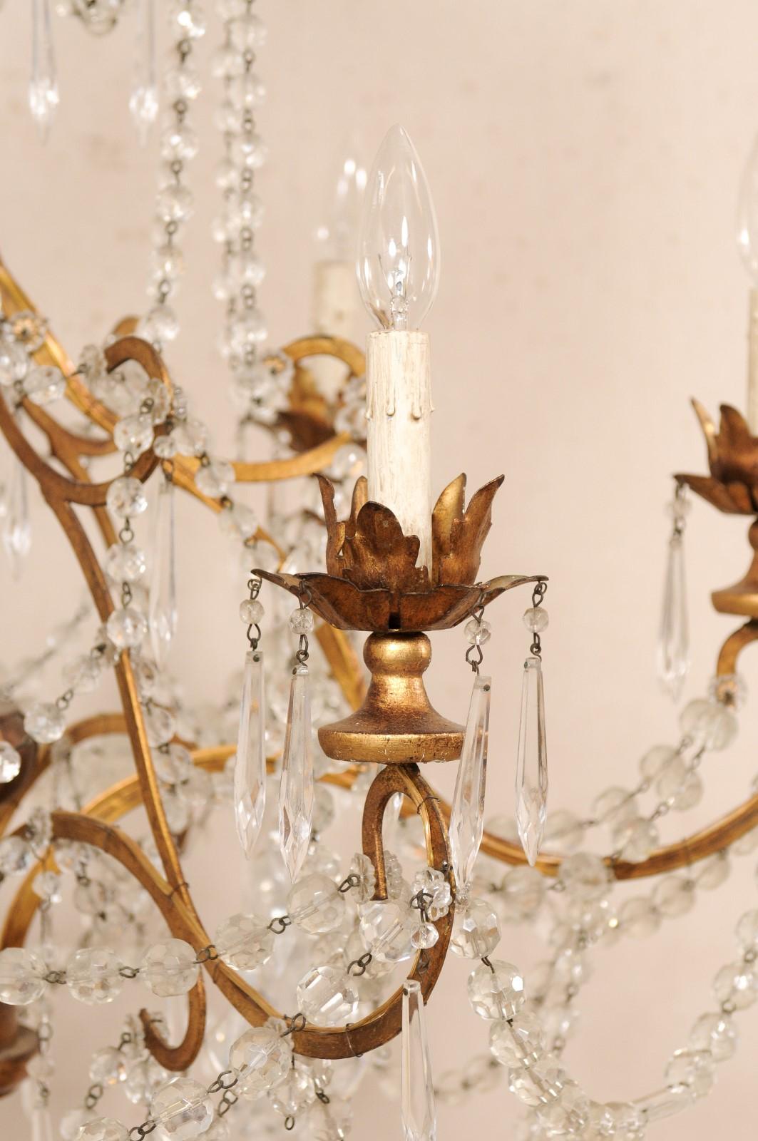Italienischer Sechs-Licht-Kronleuchter aus Kristall mit vergoldeter Armatur, Mitte 20. 7