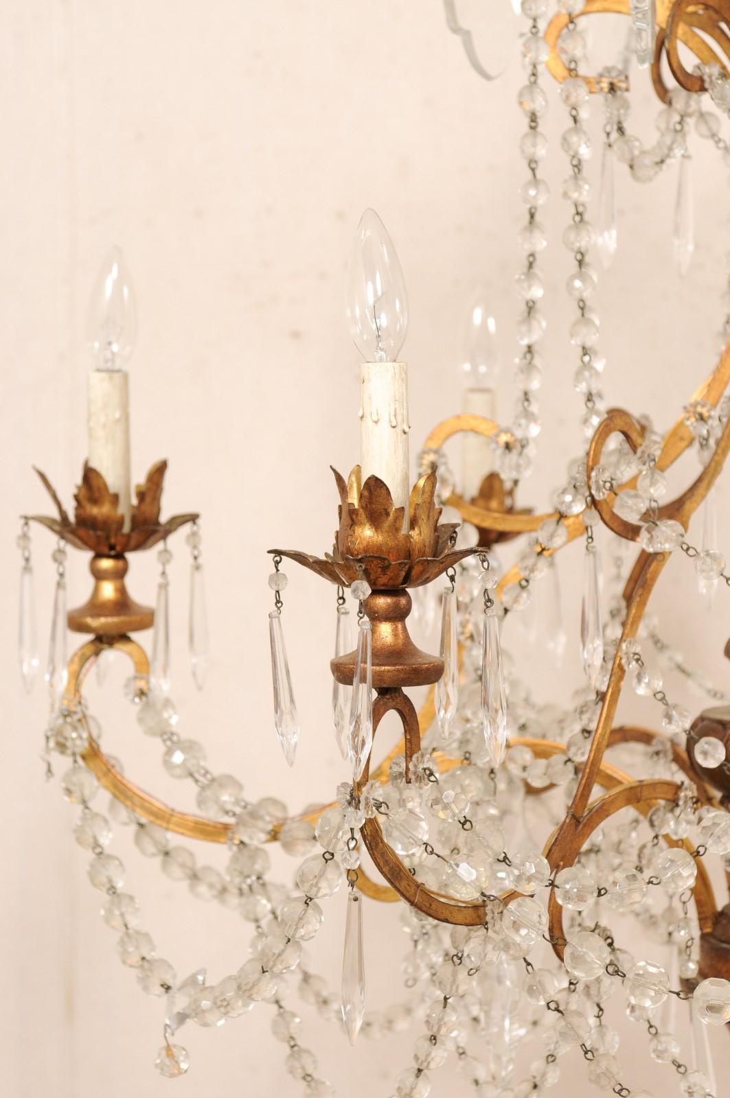 Italienischer Sechs-Licht-Kronleuchter aus Kristall mit vergoldeter Armatur, Mitte 20. im Zustand „Gut“ in Atlanta, GA