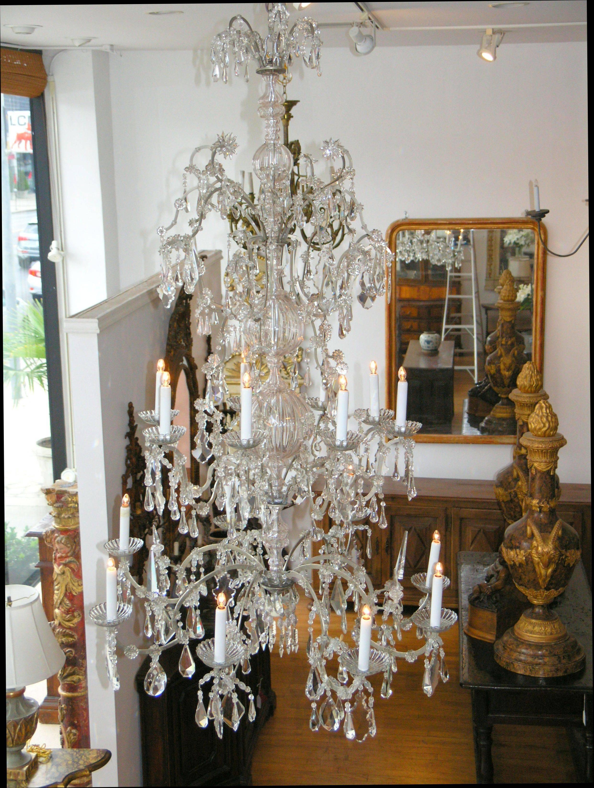  Italian Crystal Sixteen, Light Monumental Chandelier For Sale 1