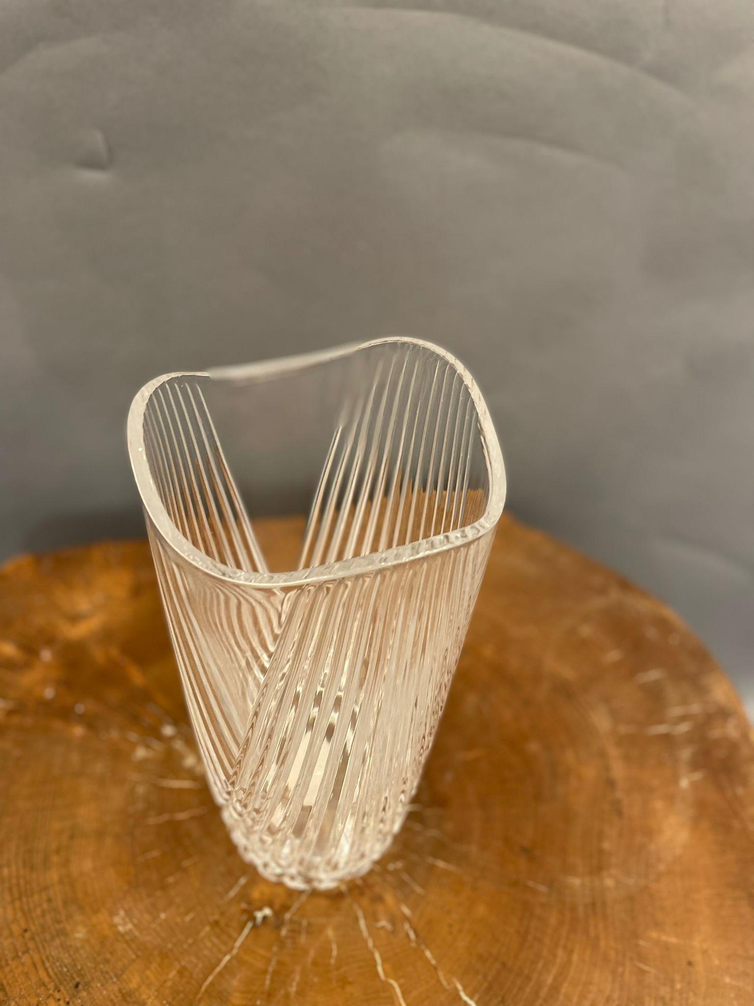 Italian Cut Crystal Vase, Italy 1970s In Good Condition For Sale In London, GB