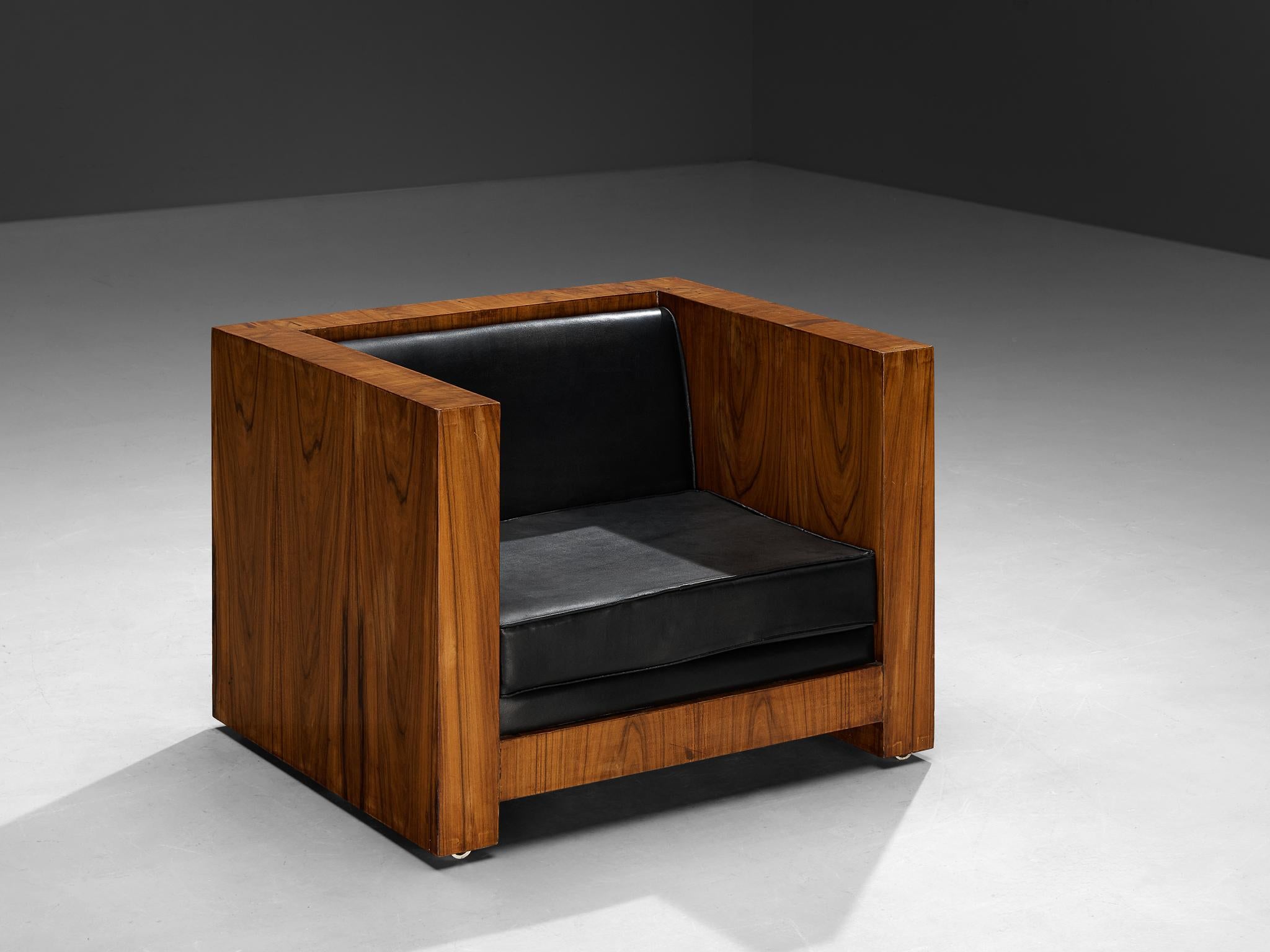 Imitation cuir Chaise longue italienne Cubic en noyer et tapisserie noire
