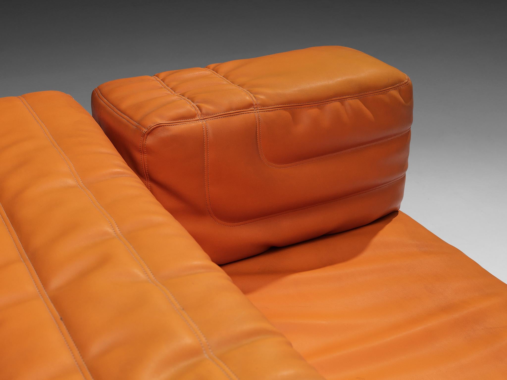 Italian Cubic Three Seat Sofa in Orange Leatherette  For Sale 1
