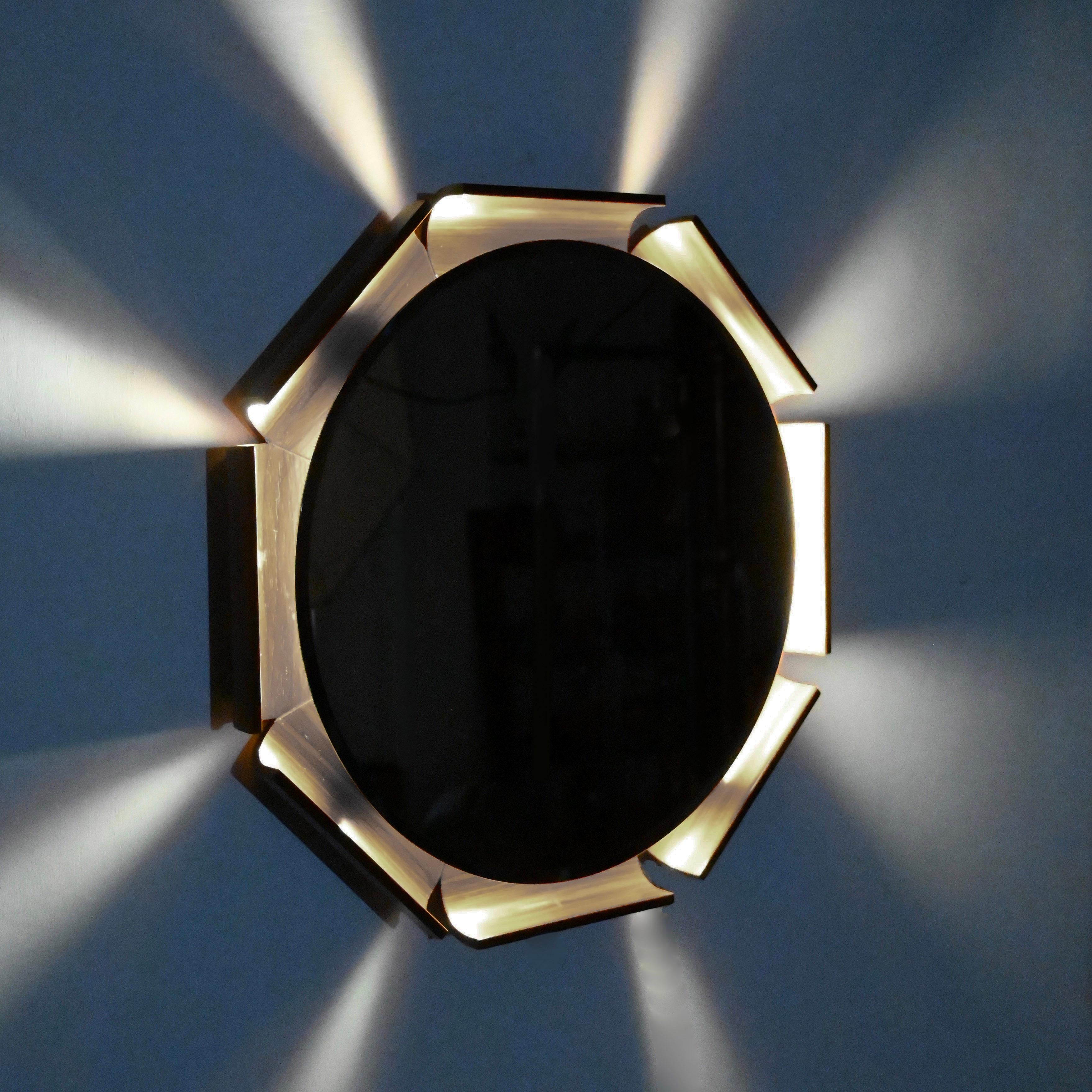 Italian Curved Black Wood Backlit Beveled Mirror by Ico Parisi for ISA, 1968 For Sale 4