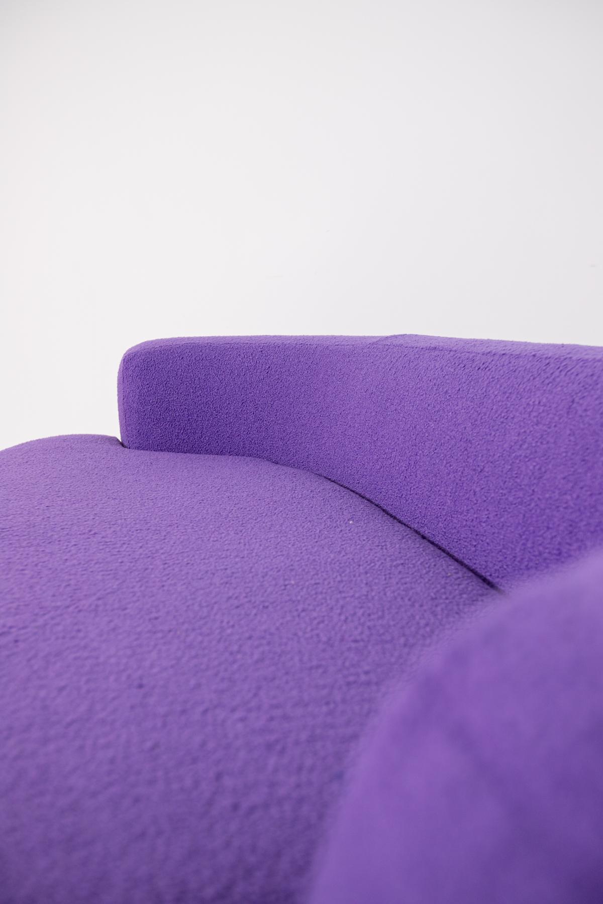 Italian Curved Sofa in Purple Bouclè, 1960s 3