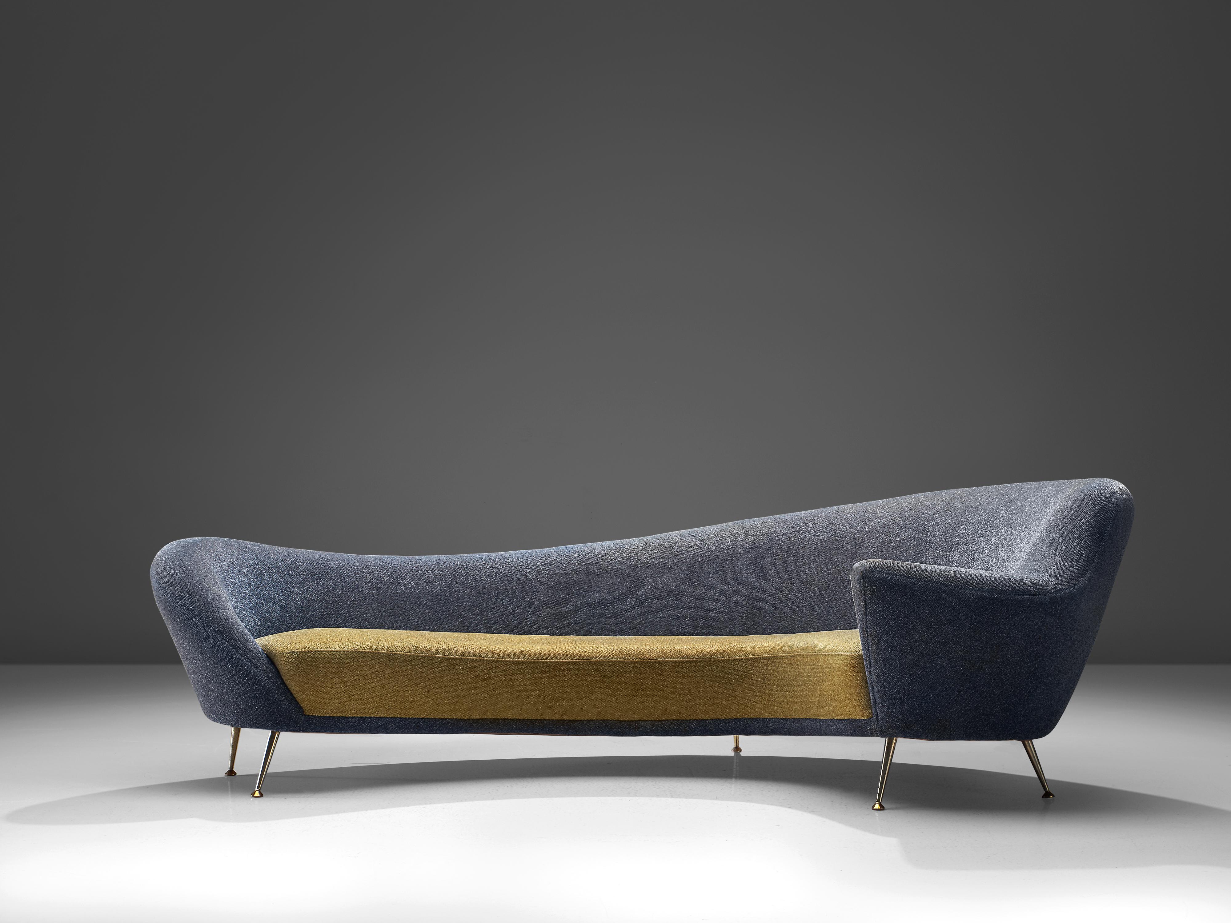 Federico Munari, sofa, brass, fabric, Italy, 1960s 

This eccentric sofa is created by the Italian designer Federico Munari and features an interesting composition. The construction is visually interesting which is based on a sculptural frame. The
