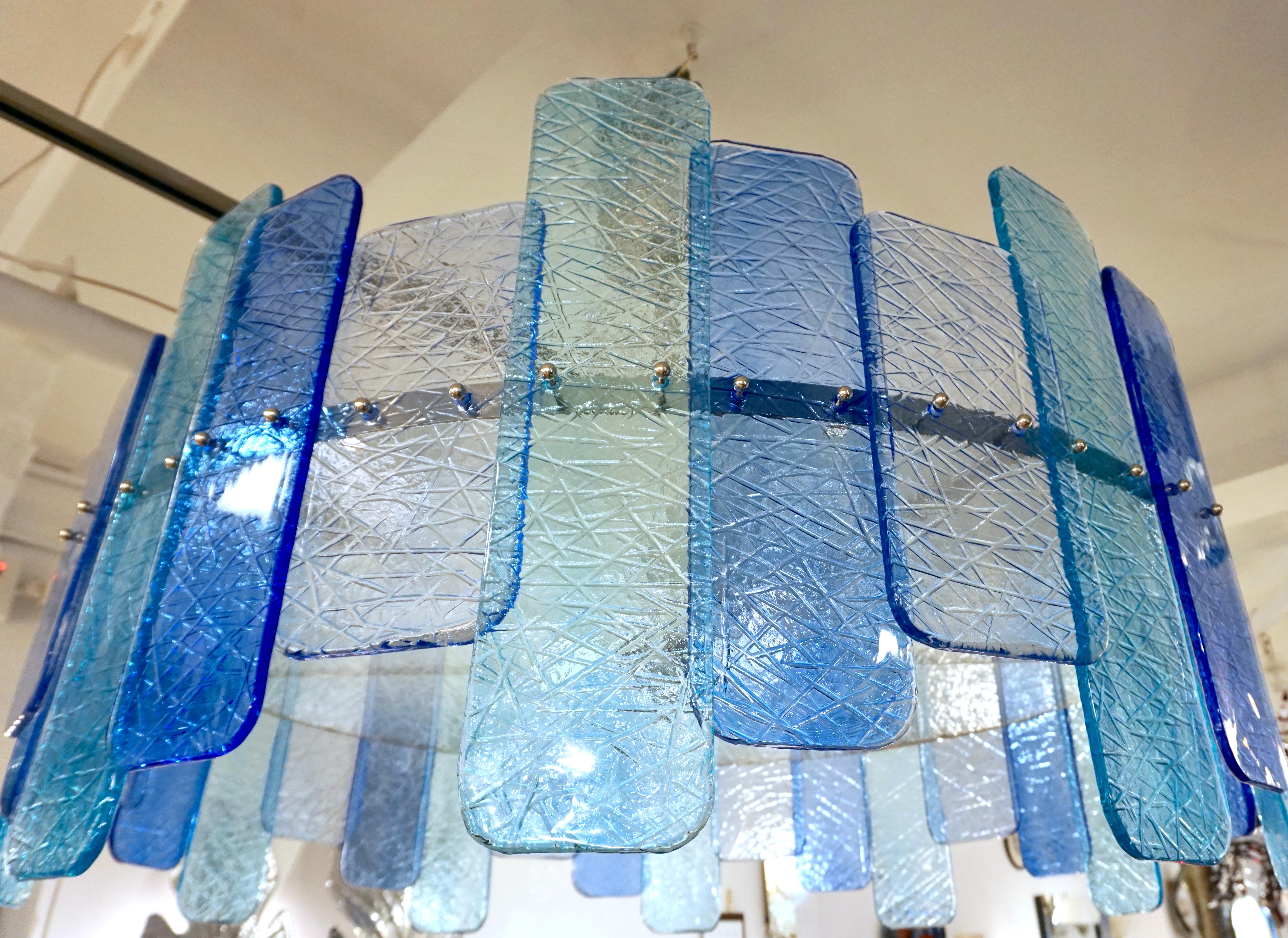 Lustre italien en verre de Murano à texture bleu cobalt aigue-marine / monture de sol en vente 10