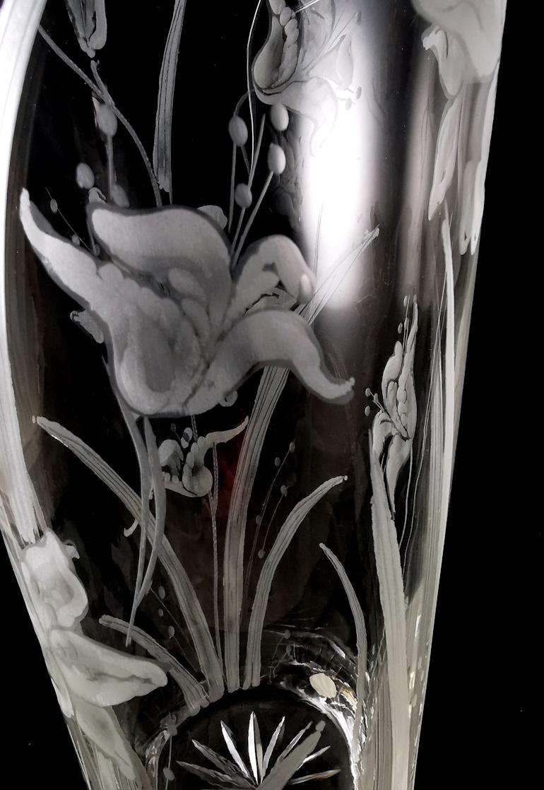 Italian Cut And Ground Crystal Vase With Flower Decoration For Sale 8