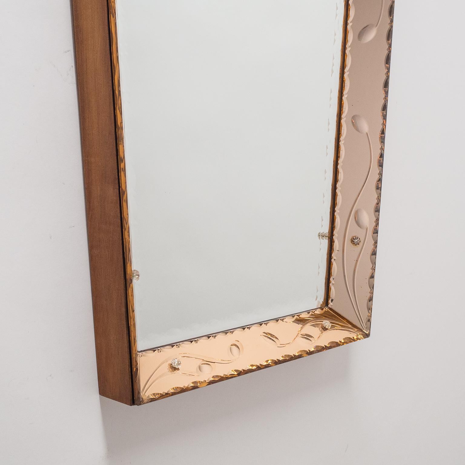 Mid-20th Century Italian Cut Glass Mirror, 1940s
