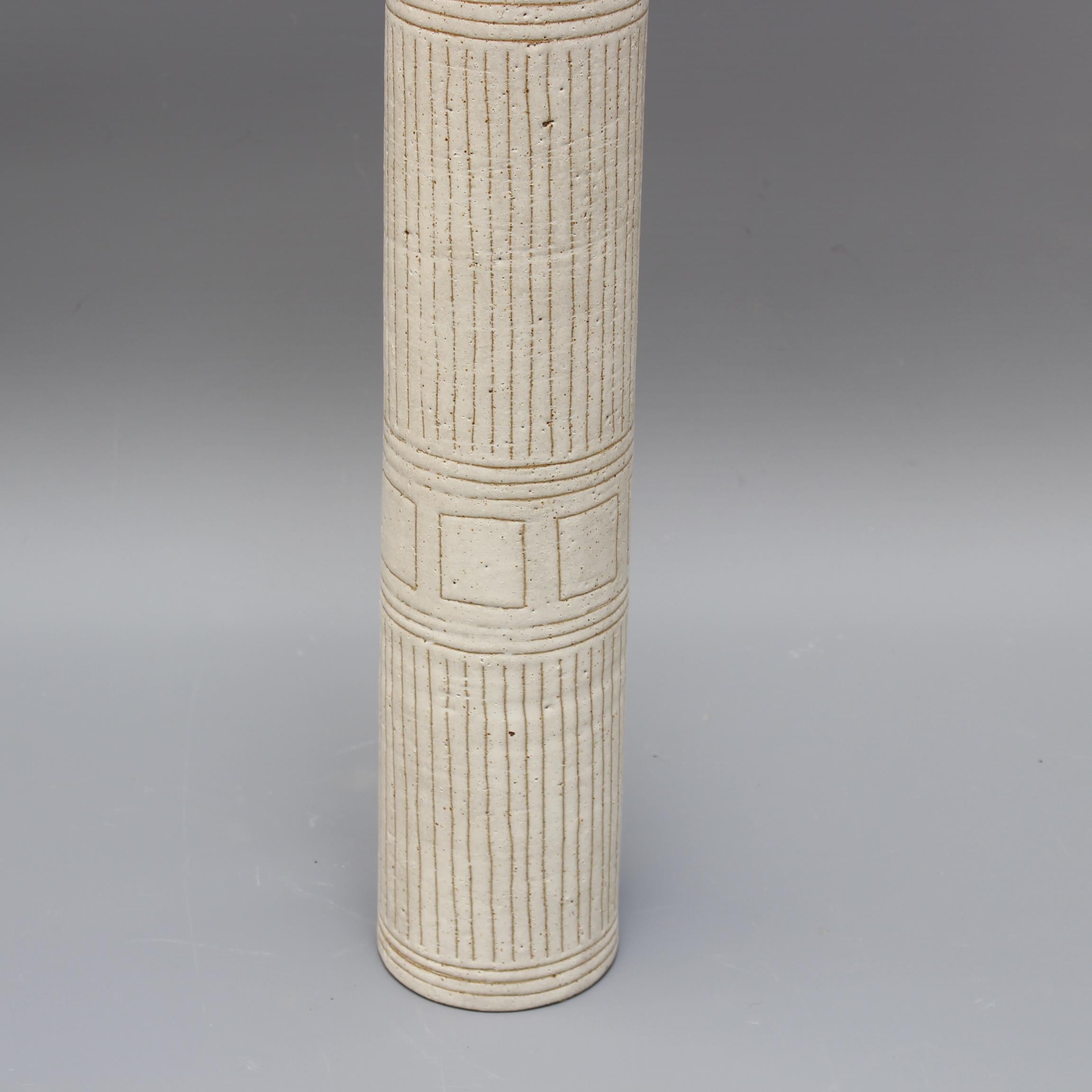 Italian Cylindrical Ceramic Vase by Bruno Gambone, circa 1970s, Large For Sale 2