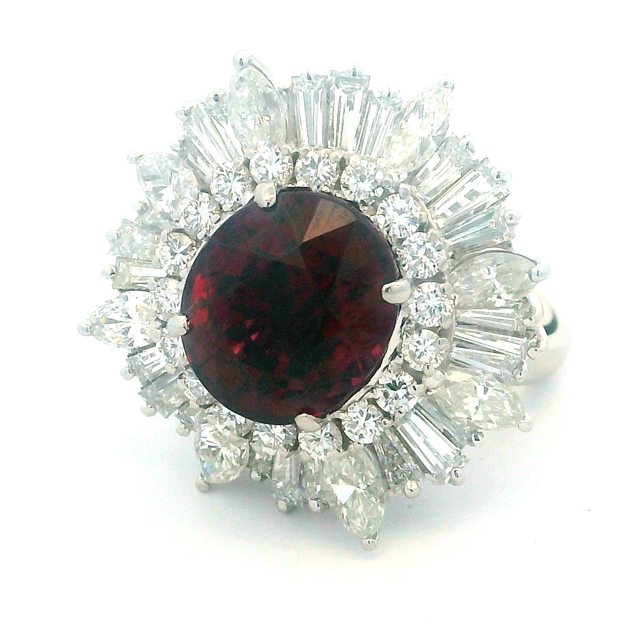 Anillo italiano Damiani de platino con granate de 6,15 quilates y diamantes de 3,25 quilates en venta 10