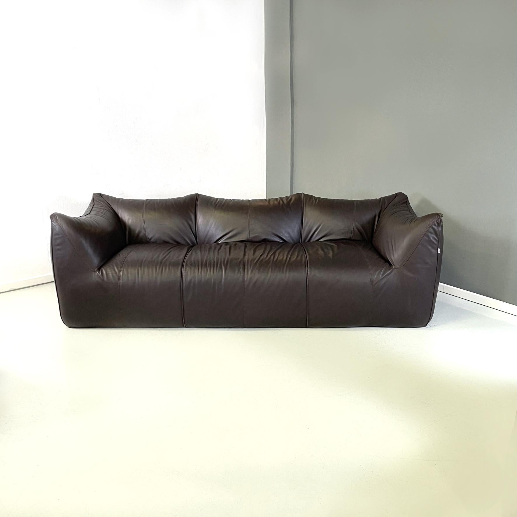 Italian Dark Brown Sofa and Armchairs Le Bambole by Mario Bellini for B&B, 1970s In Good Condition In MIlano, IT