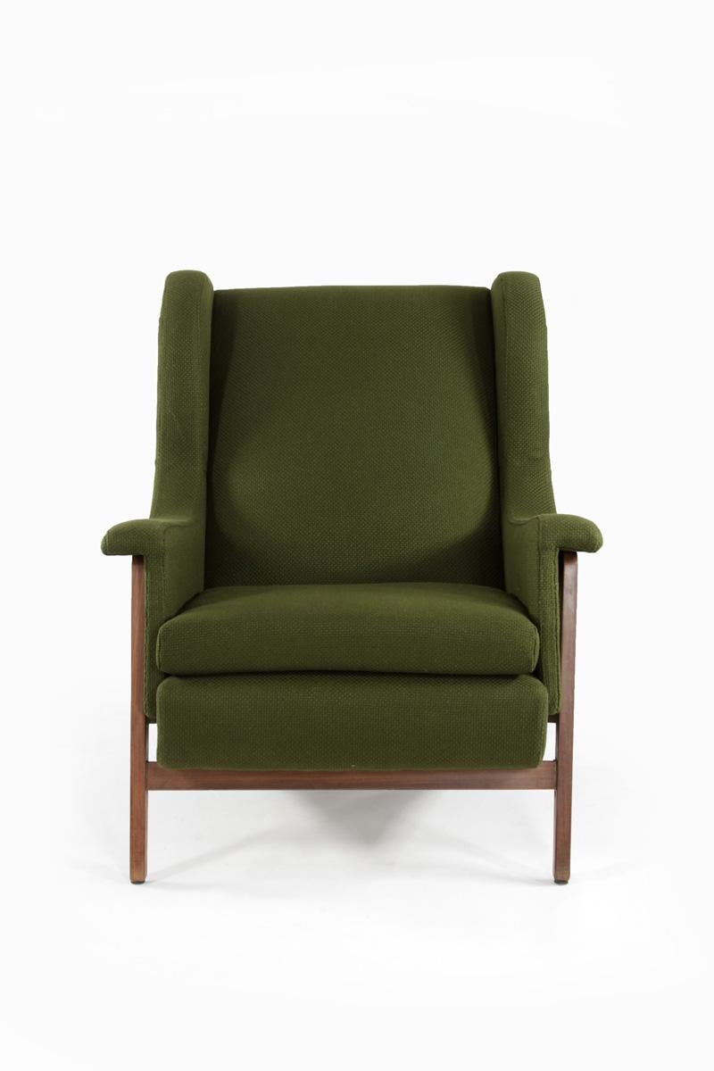 Italian Dark Olive Green Wingchair in the Manner of Gianfranco Frattini For Sale 8