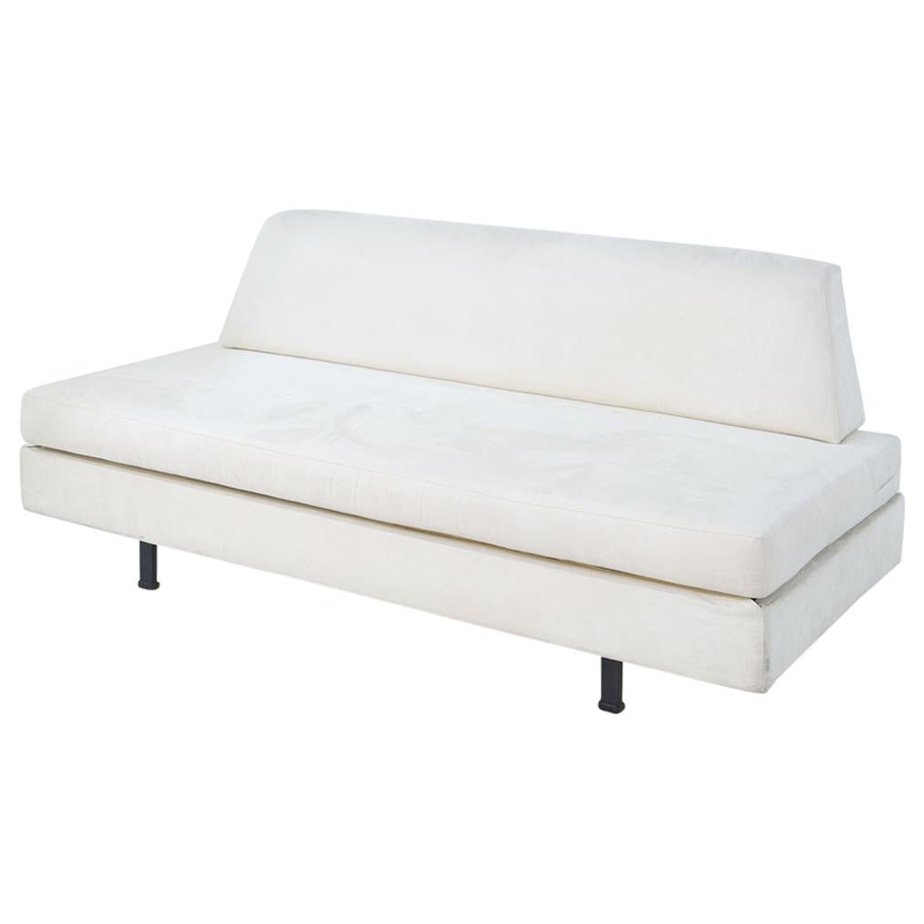 Italian Daybed by IPE in White Fabric and Iron, 1960s