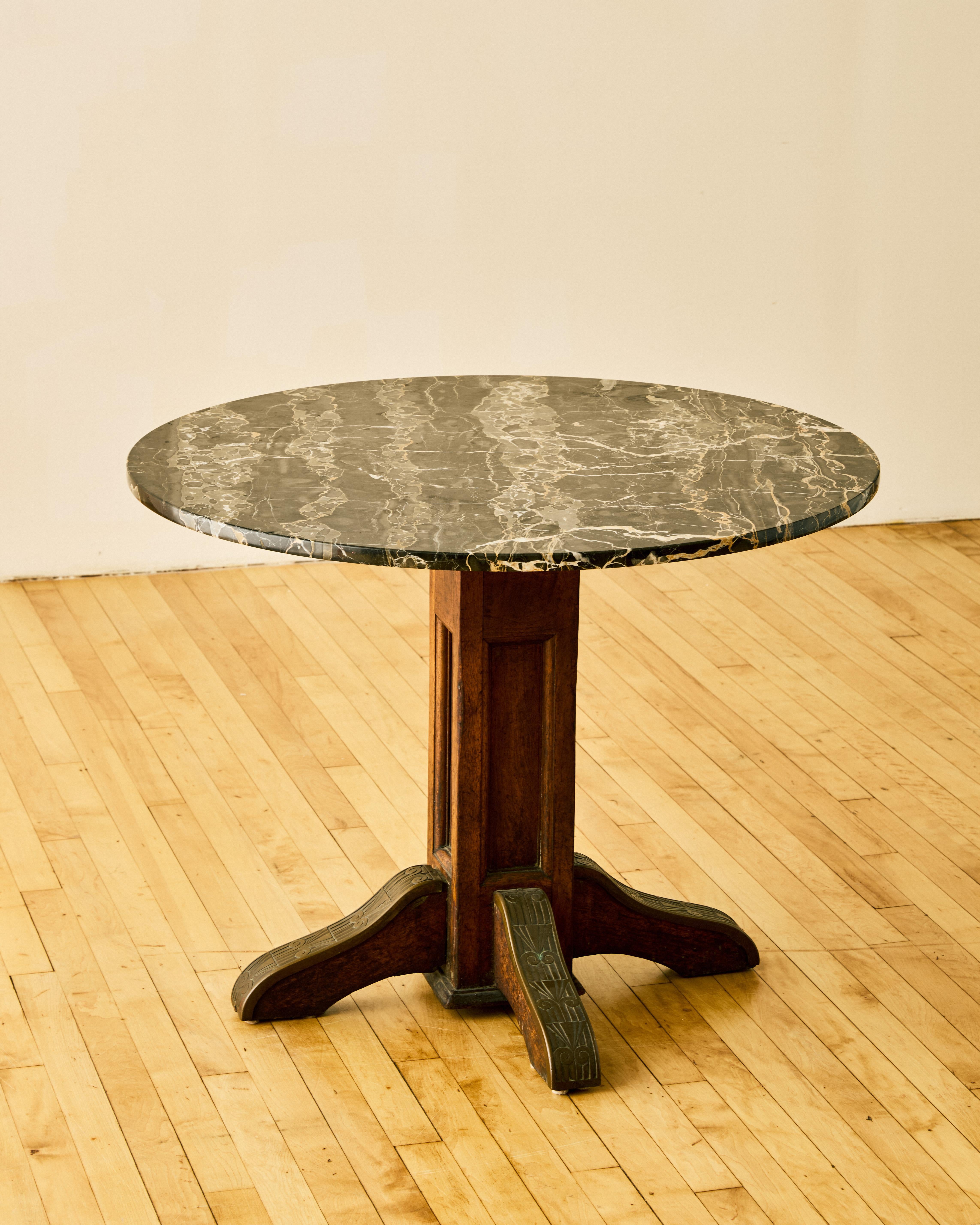 Italian Deco Oak and Marble Center Table in vendita 1