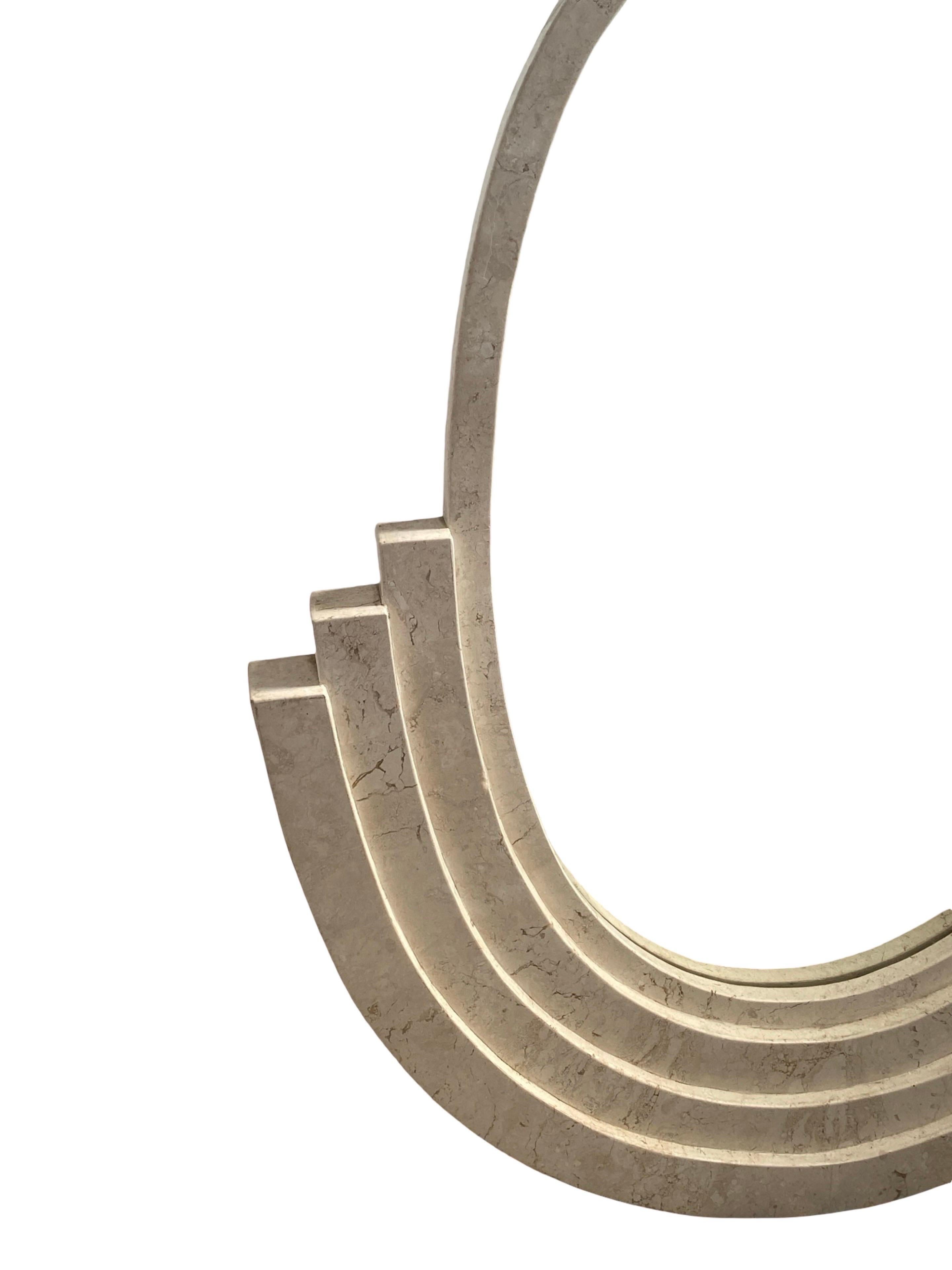 Marmo Specchio in stile Deco italiano di marmo beige tessellato Maitland Smith in vendita