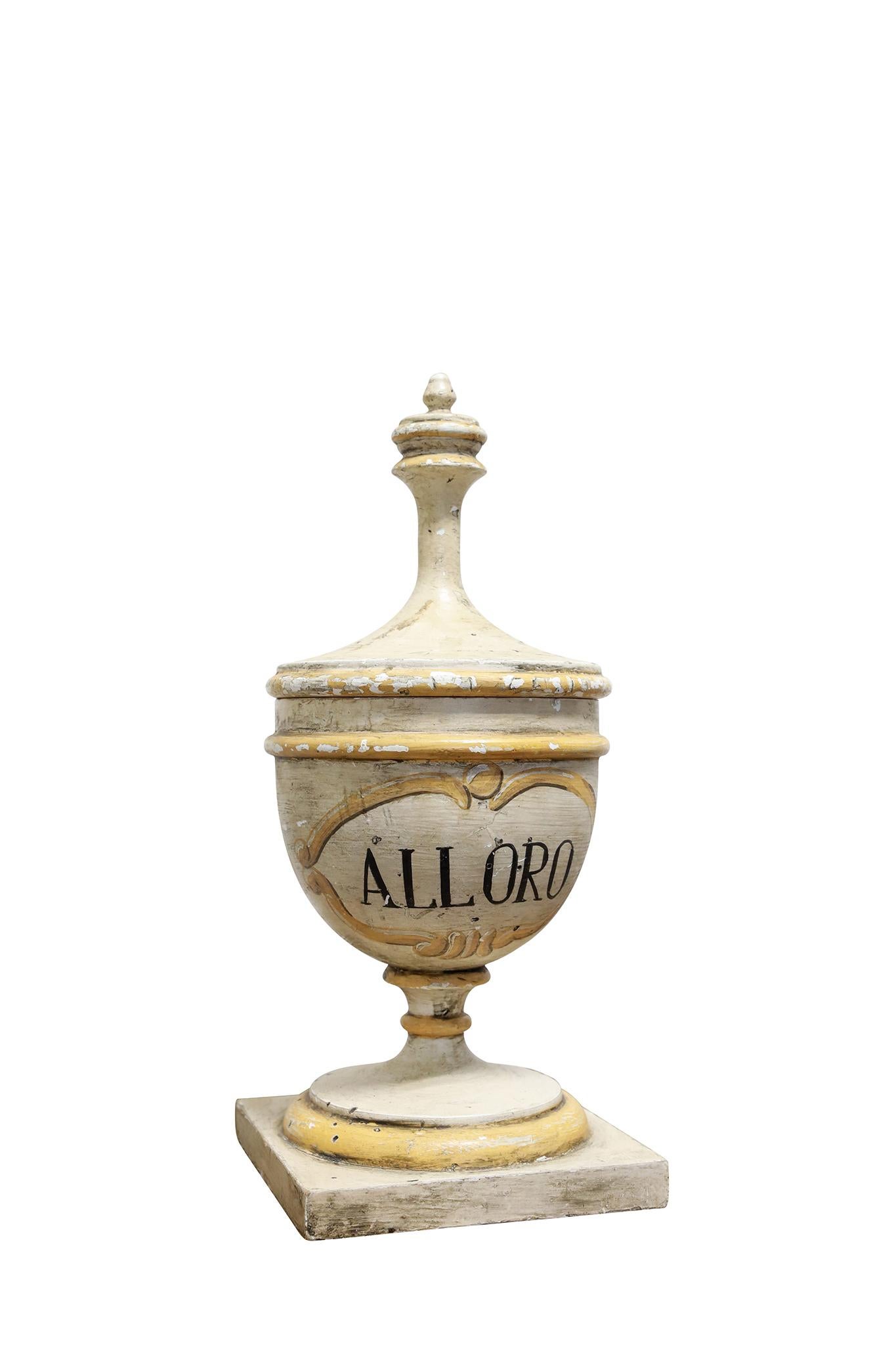 Italiano Italian Decorative Apothecary Jars in vendita