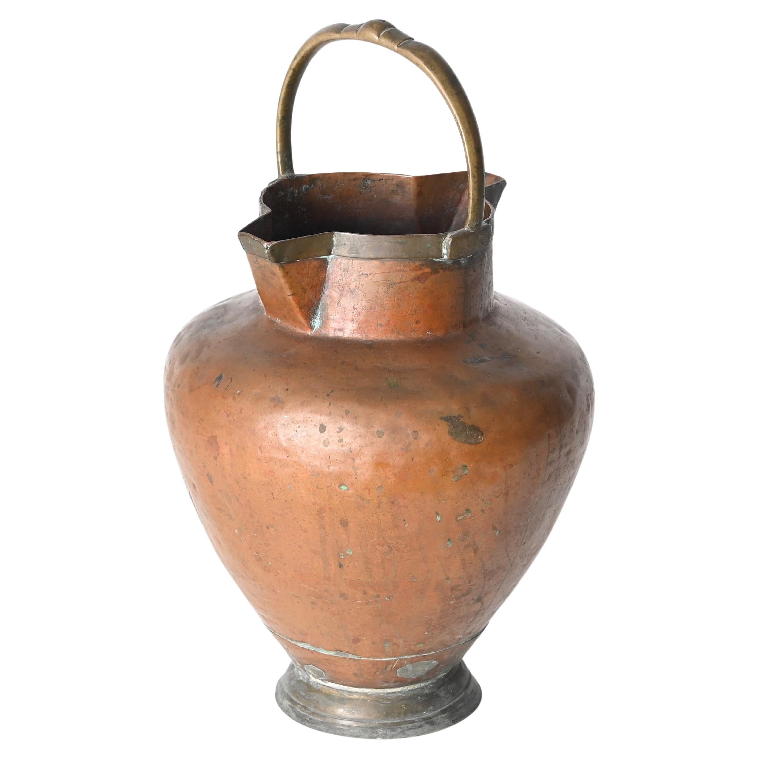 Italian Decorative Copper Vase or Decanter with Brass Handle, Italy, Late '800s For Sale