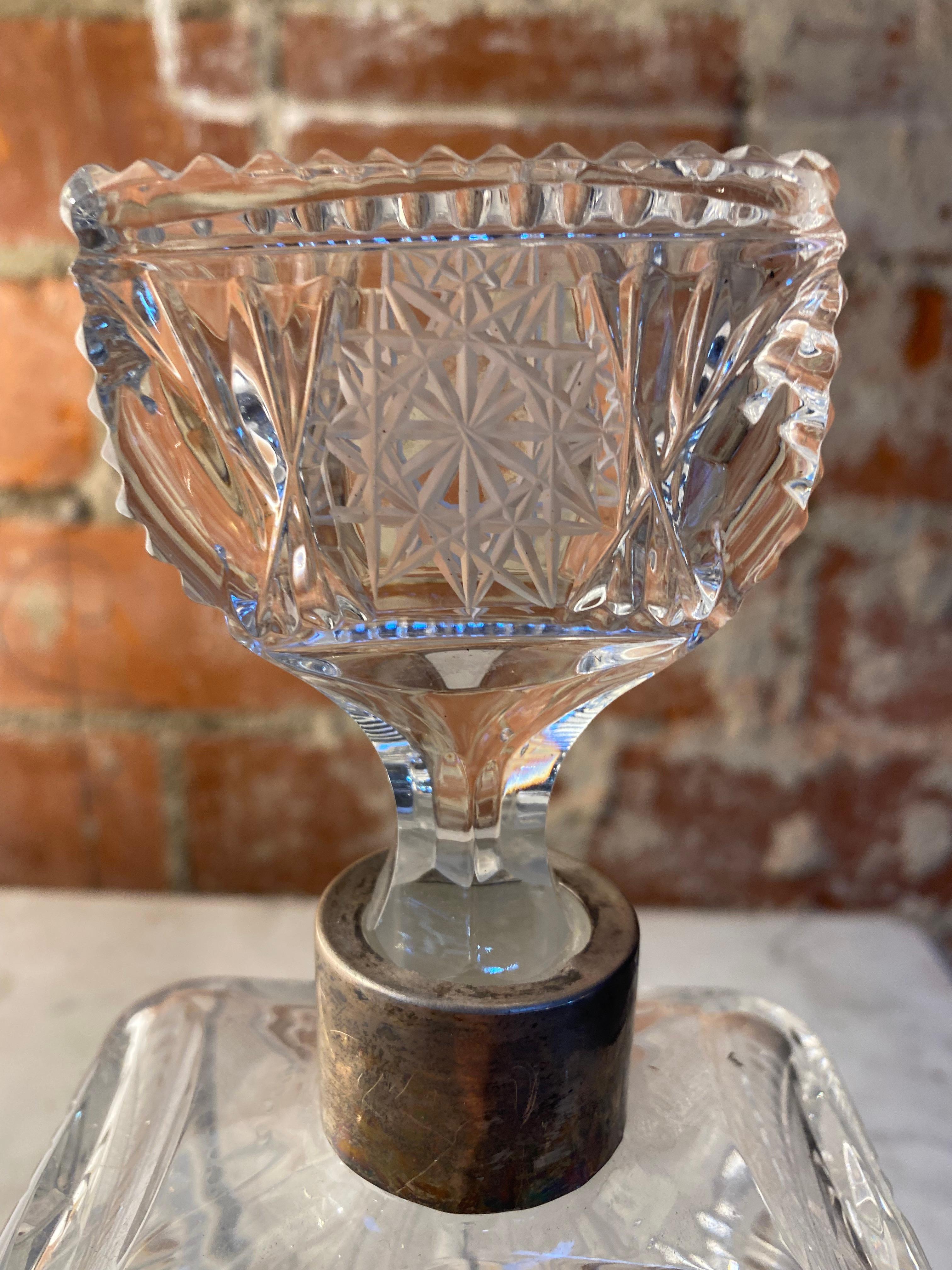 Italian Decorative Crystal and Silver Bottle 1940s In Good Condition For Sale In Los Angeles, CA