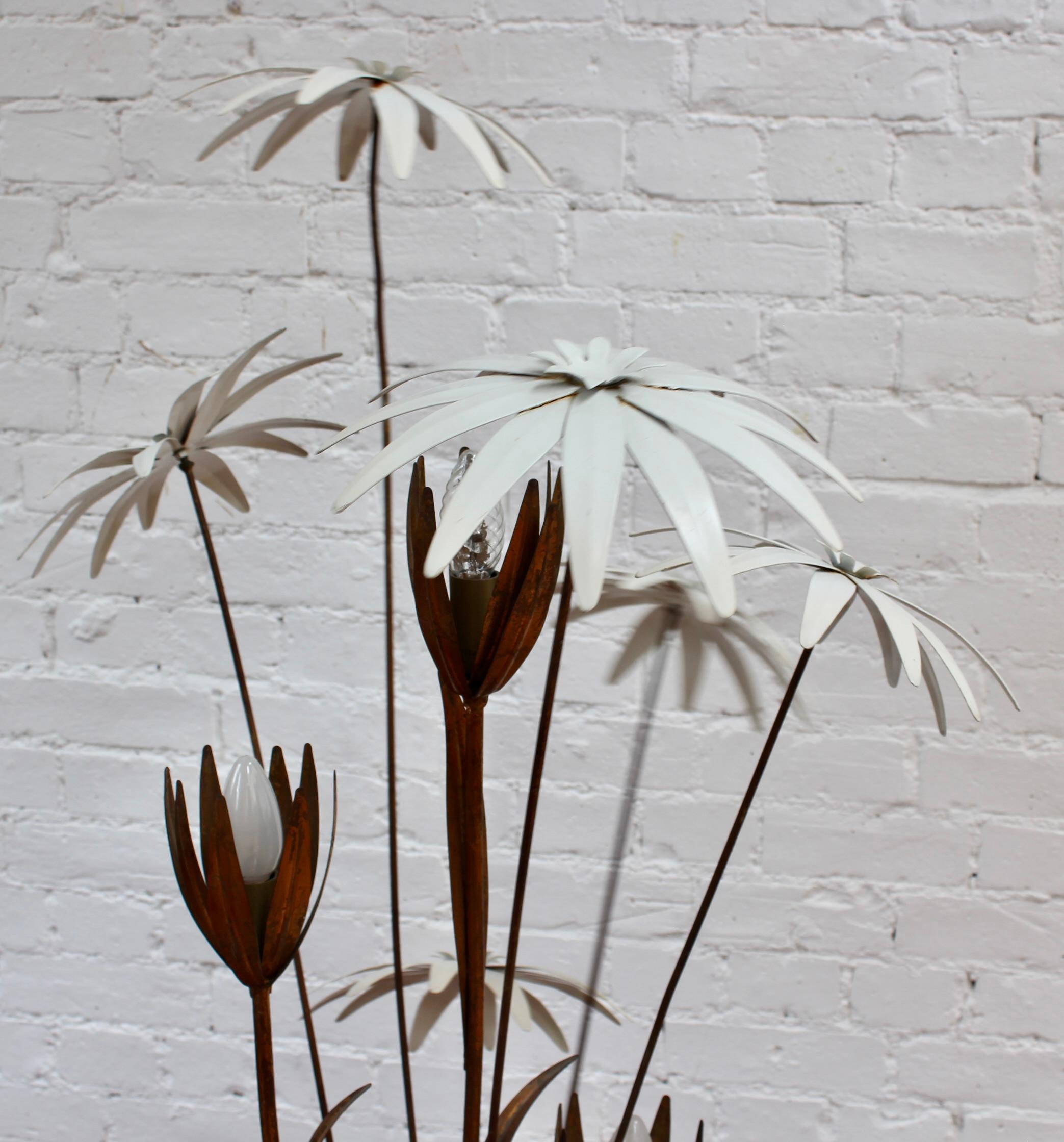 Italian Decorative Floor Lamp with Flower Motif (circa 1970s) - Large For Sale 10